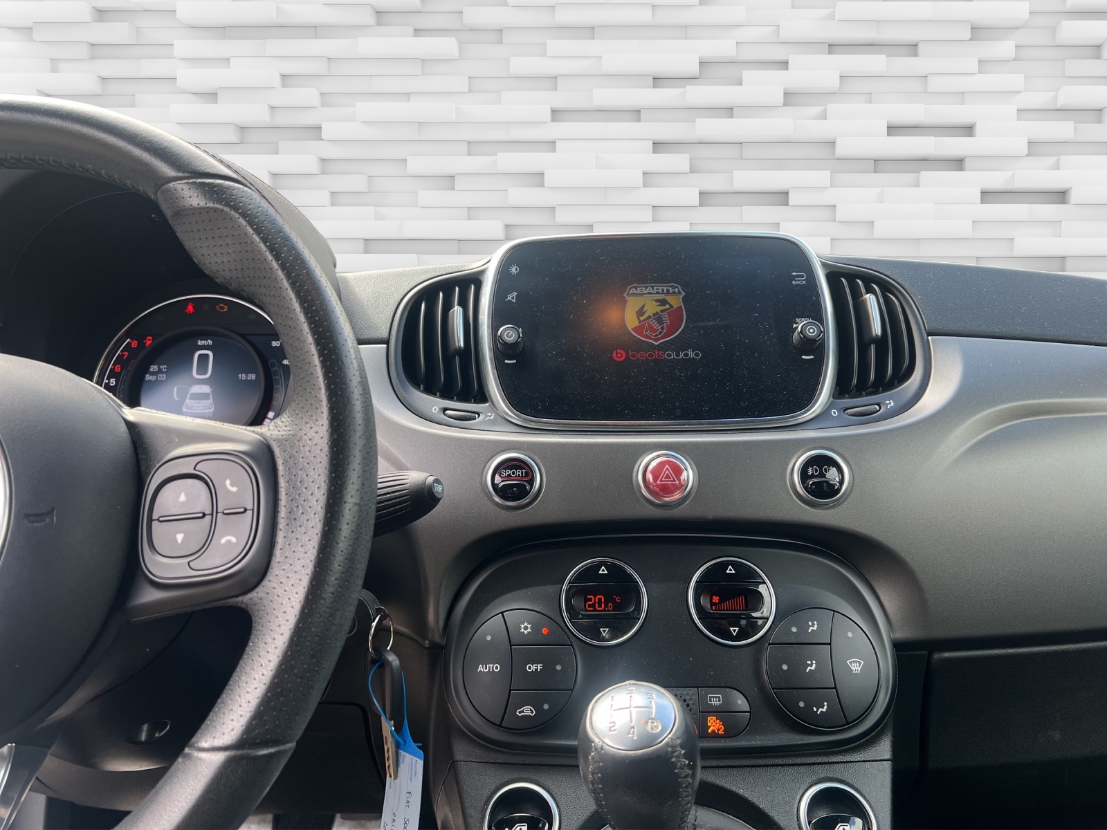 FIAT 595 1.4 16V Turbo Abarth Pista-image-11