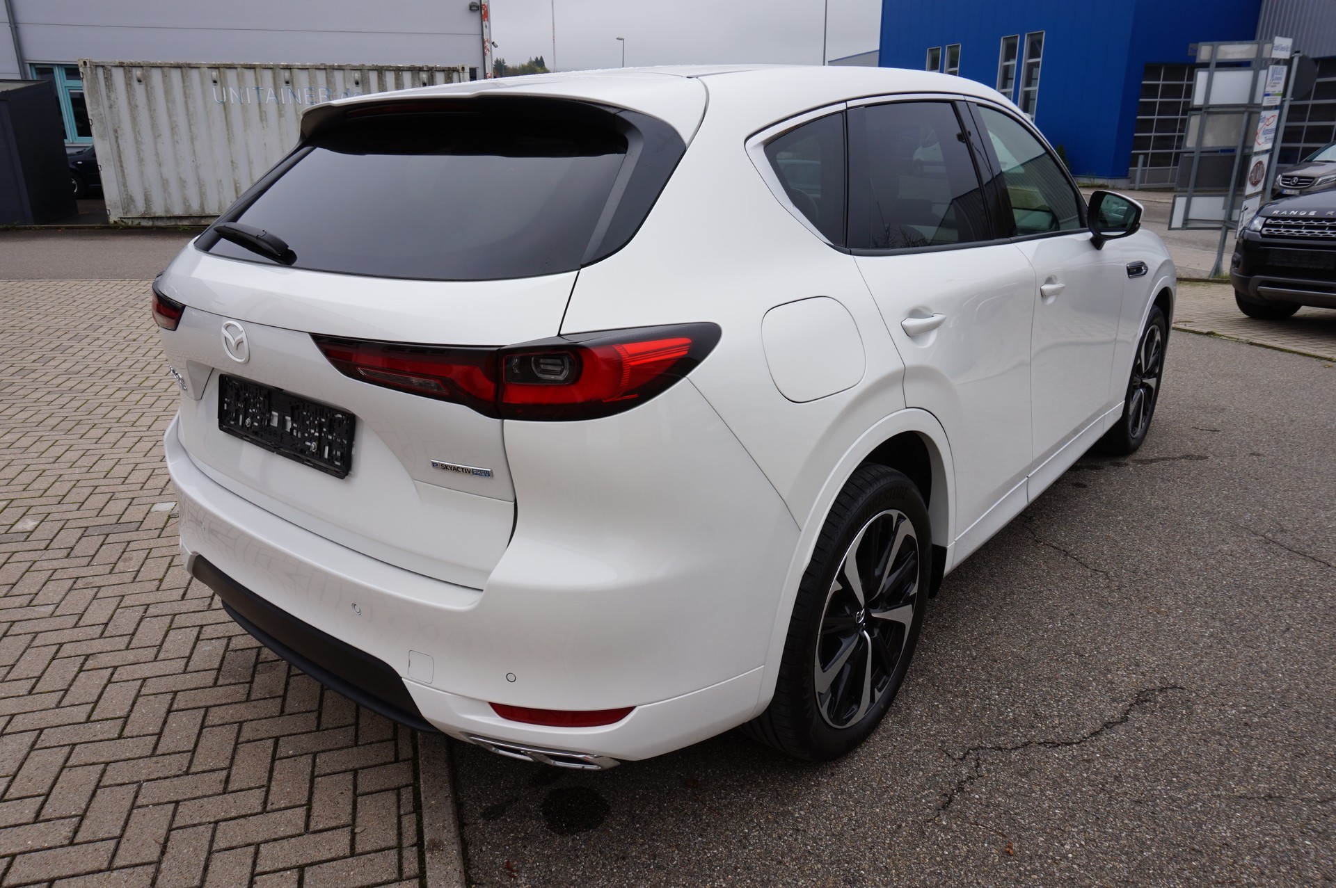 MAZDA CX-60 e-Skyactiv PHEV 327 AWD Takumi-image-5