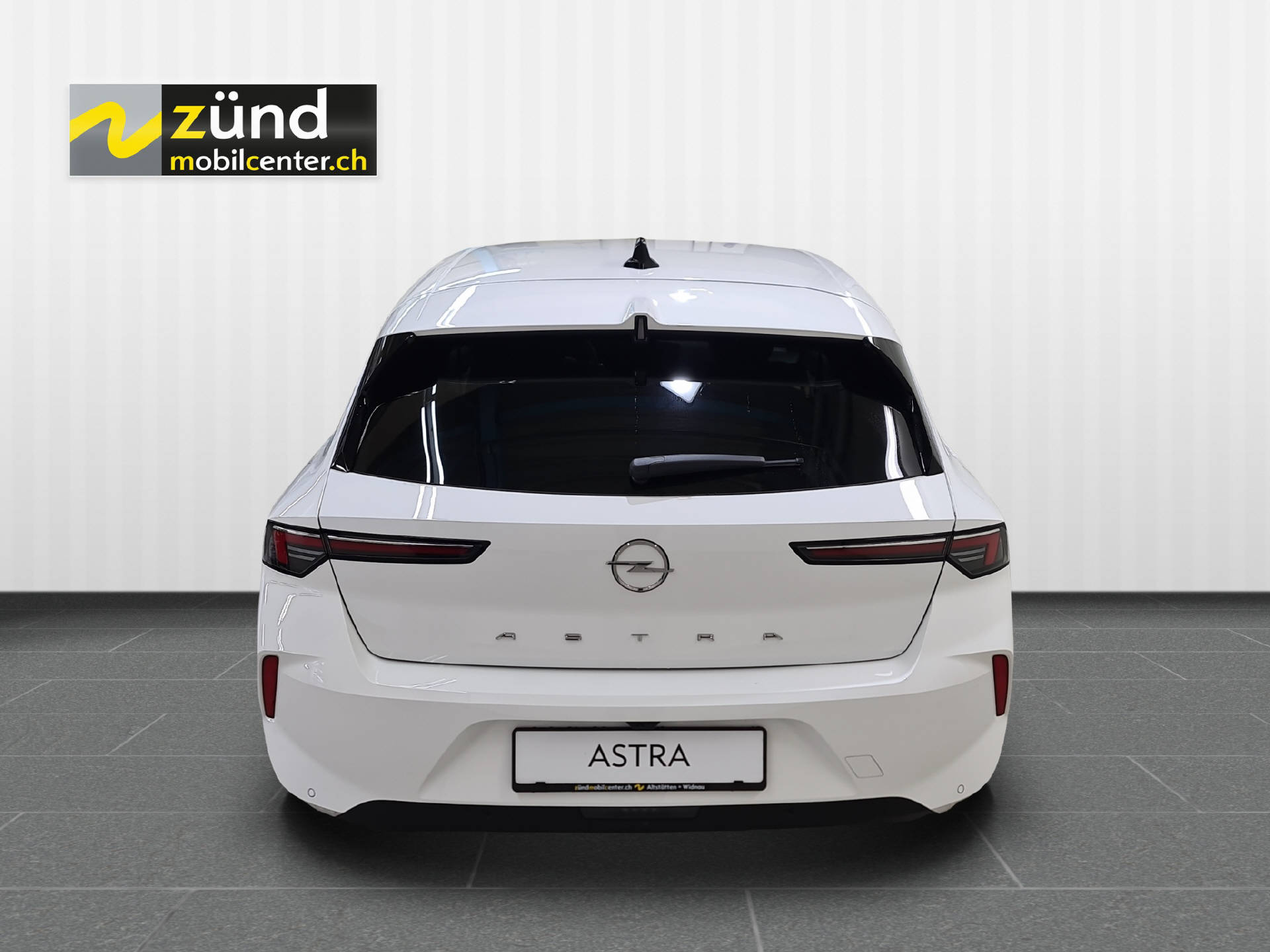 OPEL Astra 1.2 TURBO 110 PS Swiss-image-3