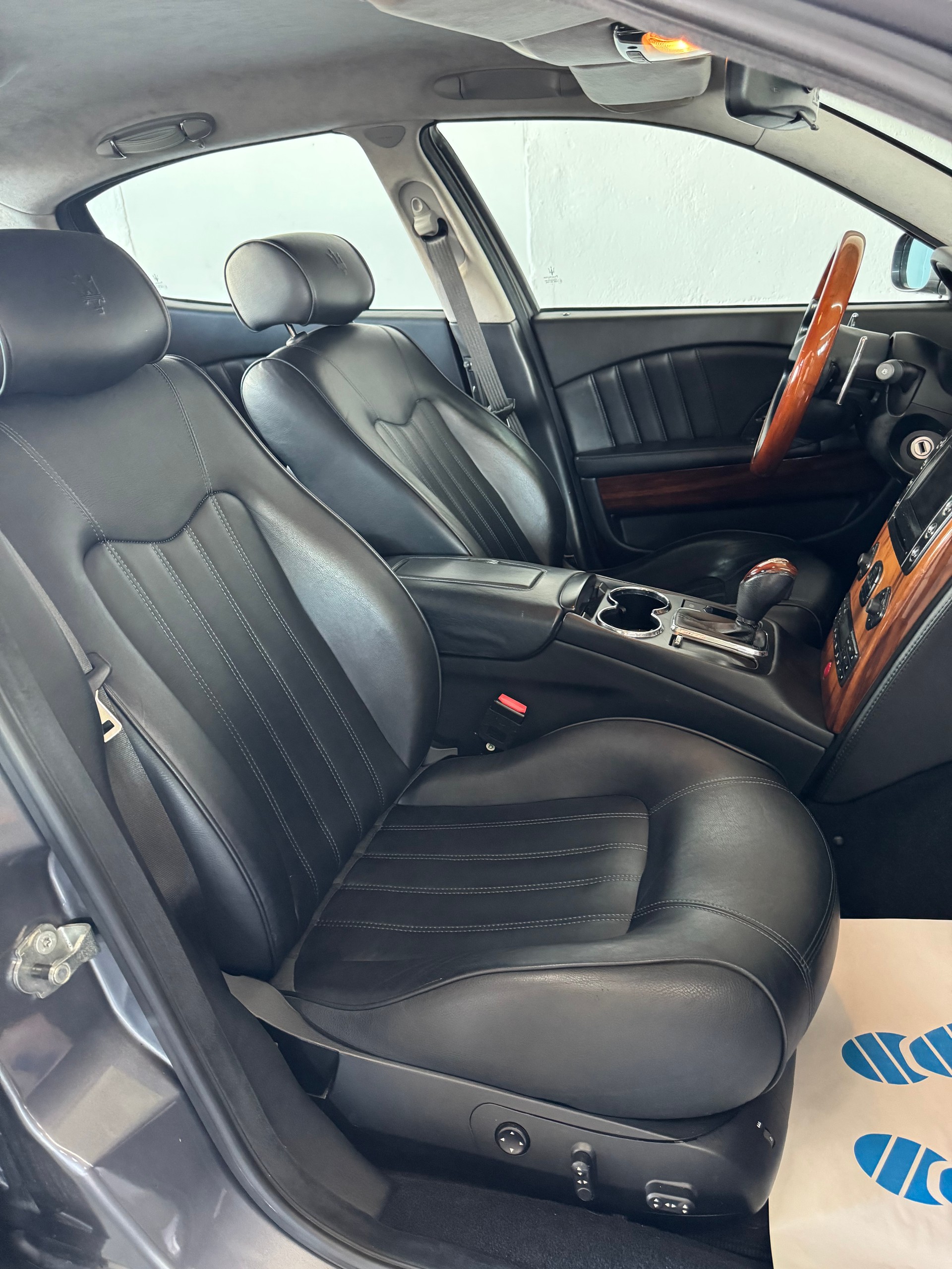 MASERATI Quattroporte 4.2 V8 Executive GT Automatica-image-18