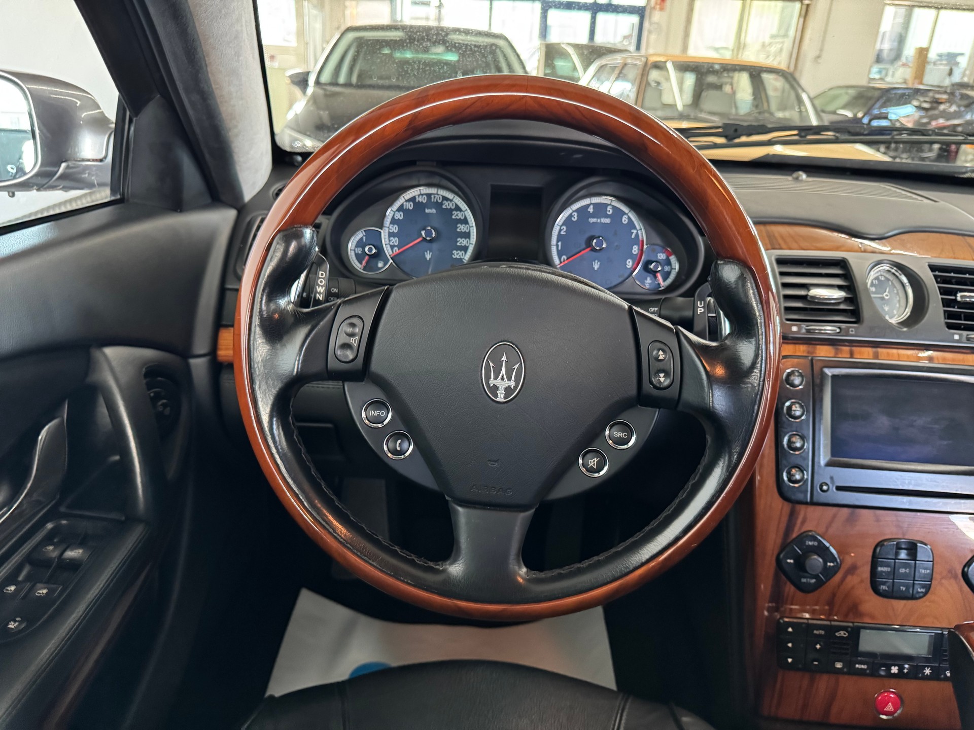 MASERATI Quattroporte 4.2 V8 Executive GT Automatica-image-16
