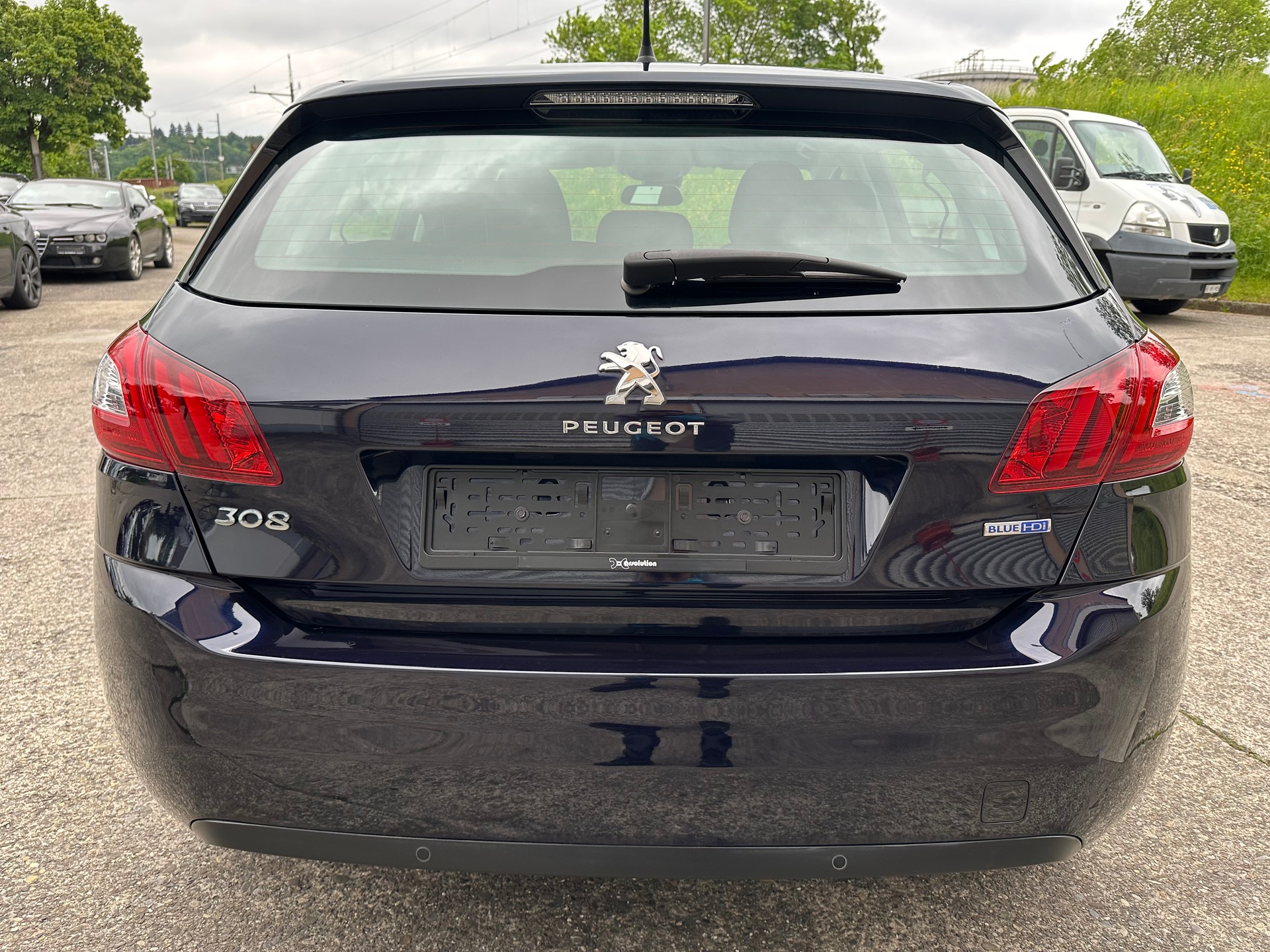 PEUGEOT 308 1.6 BlueHDI Active-image-3