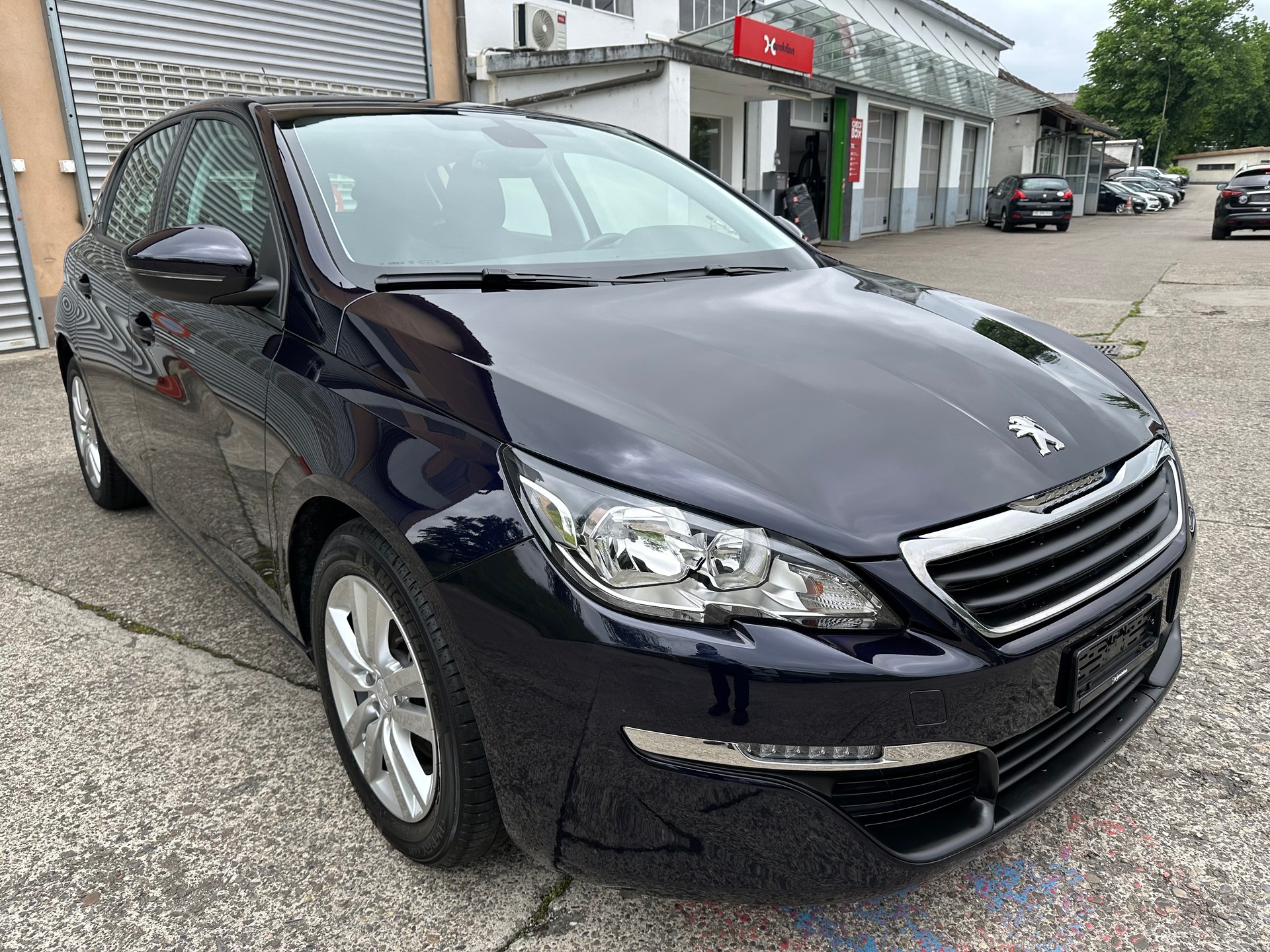 PEUGEOT 308 1.6 BlueHDI Active-image-6