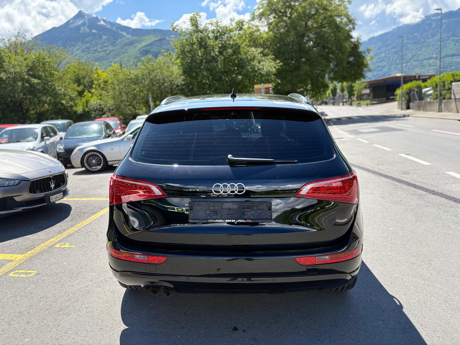 AUDI Q5 2.0 TDI quattro S-tronic-image-4
