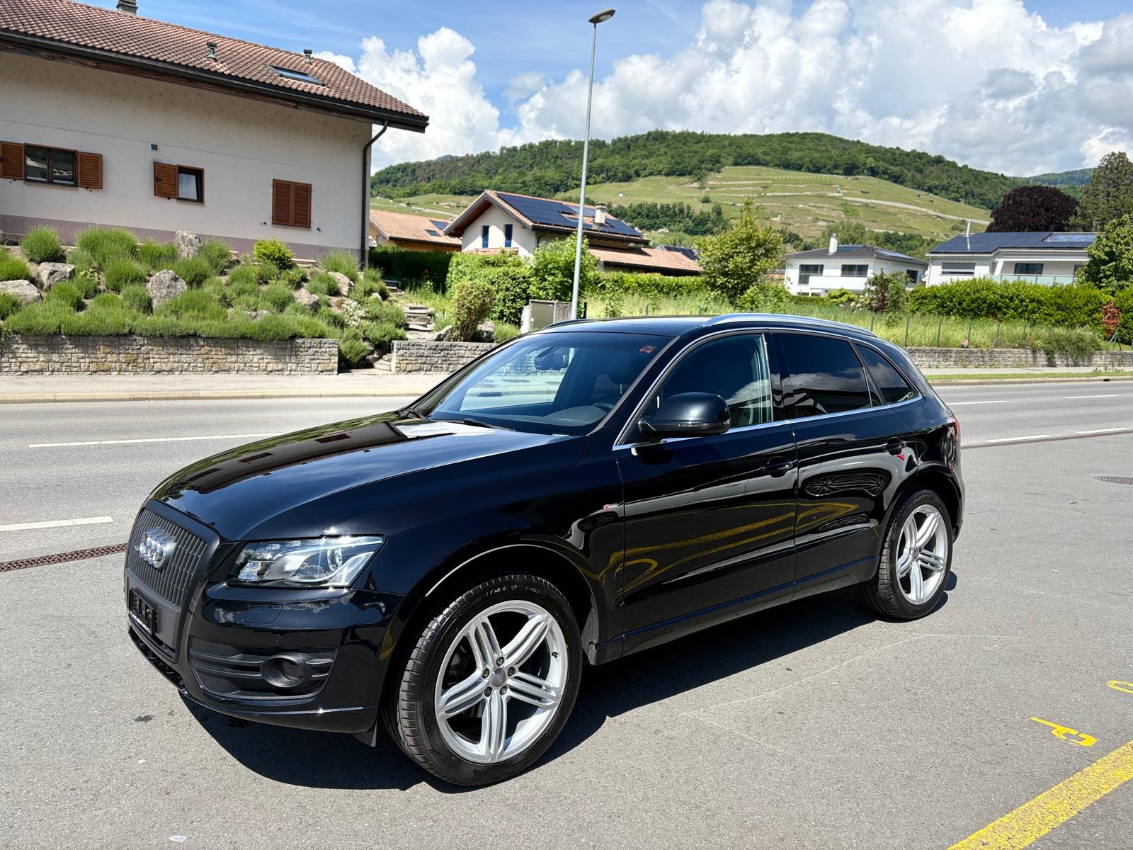 AUDI Q5 2.0 TDI quattro S-tronic