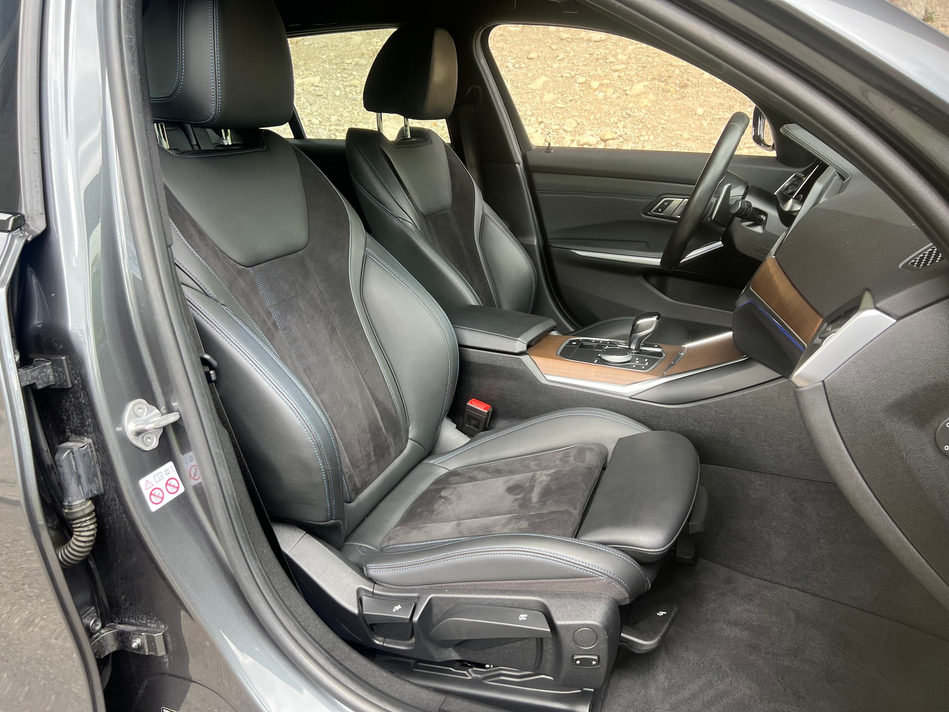BMW 330i Touring xDrive Steptronic M Sport-image-10