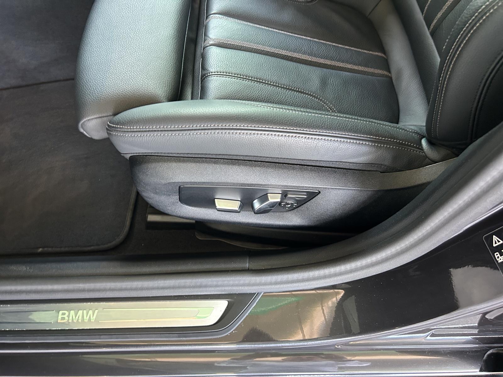 BMW 530d xDrive-image-15
