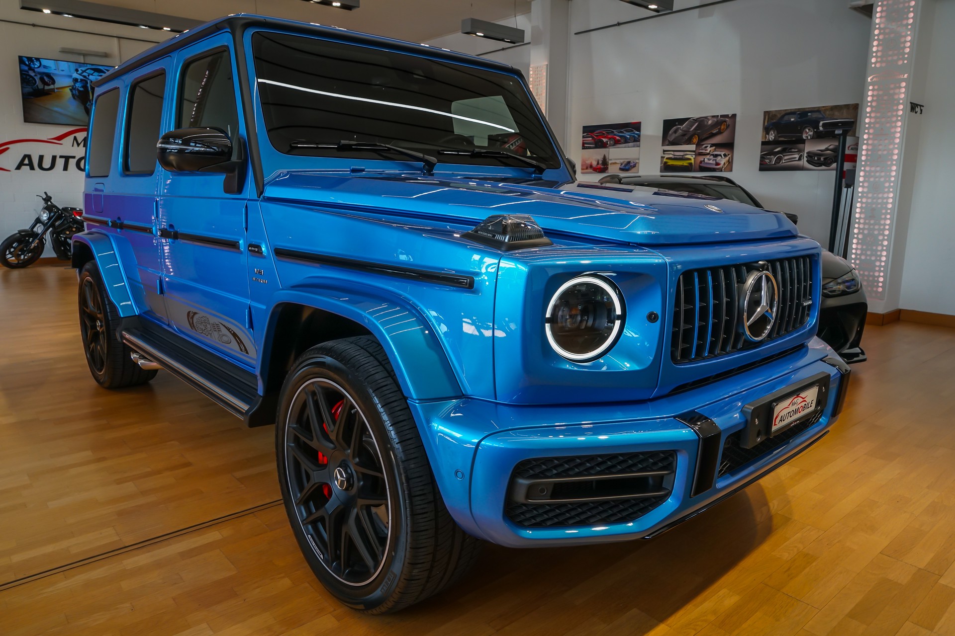 MERCEDES-BENZ G 63 AMG Speedshift Plus G-Tronic Südseeblau-showroom-element-2