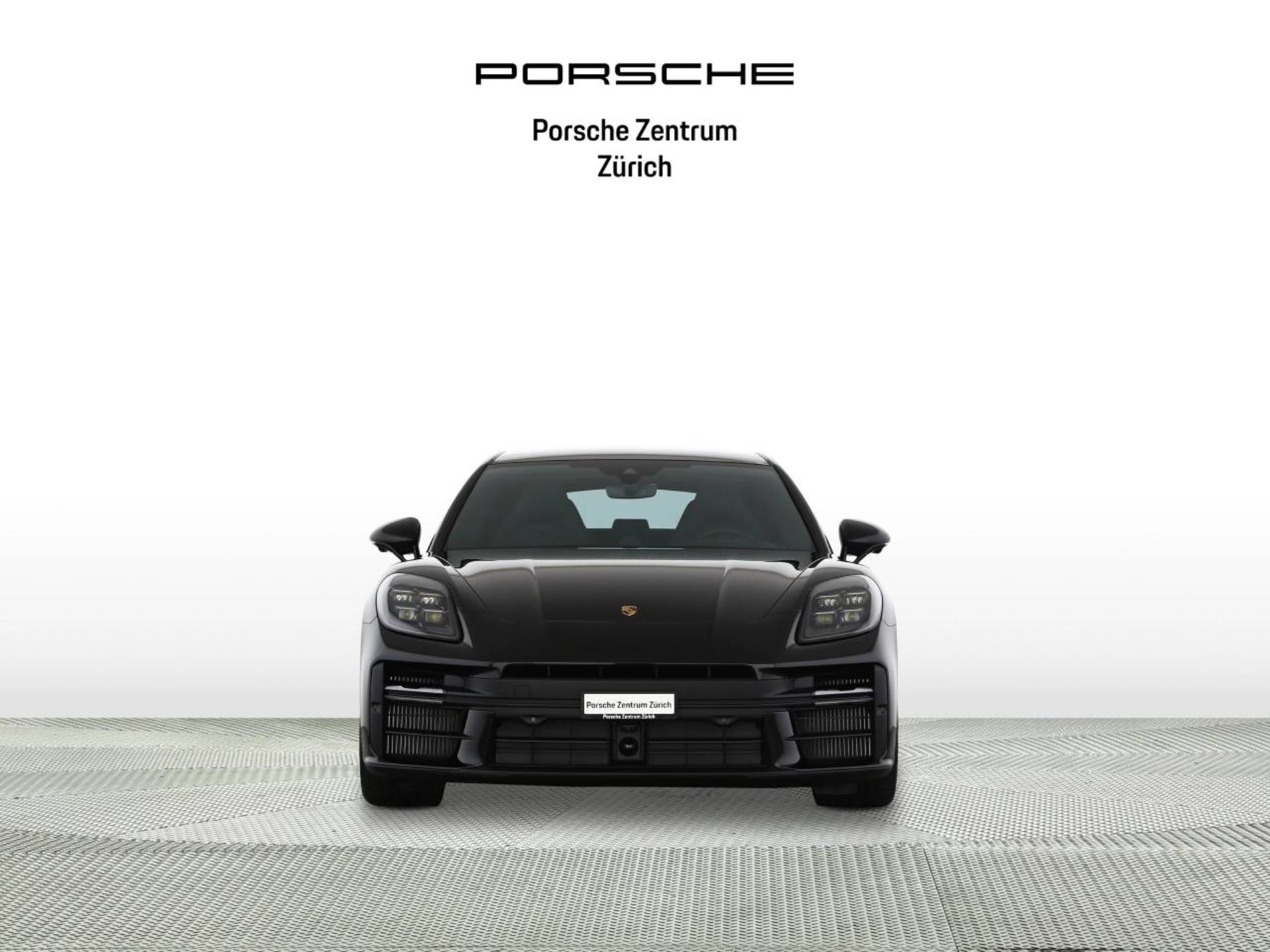 PORSCHE Panamera 4 E-Hybrid-image-6