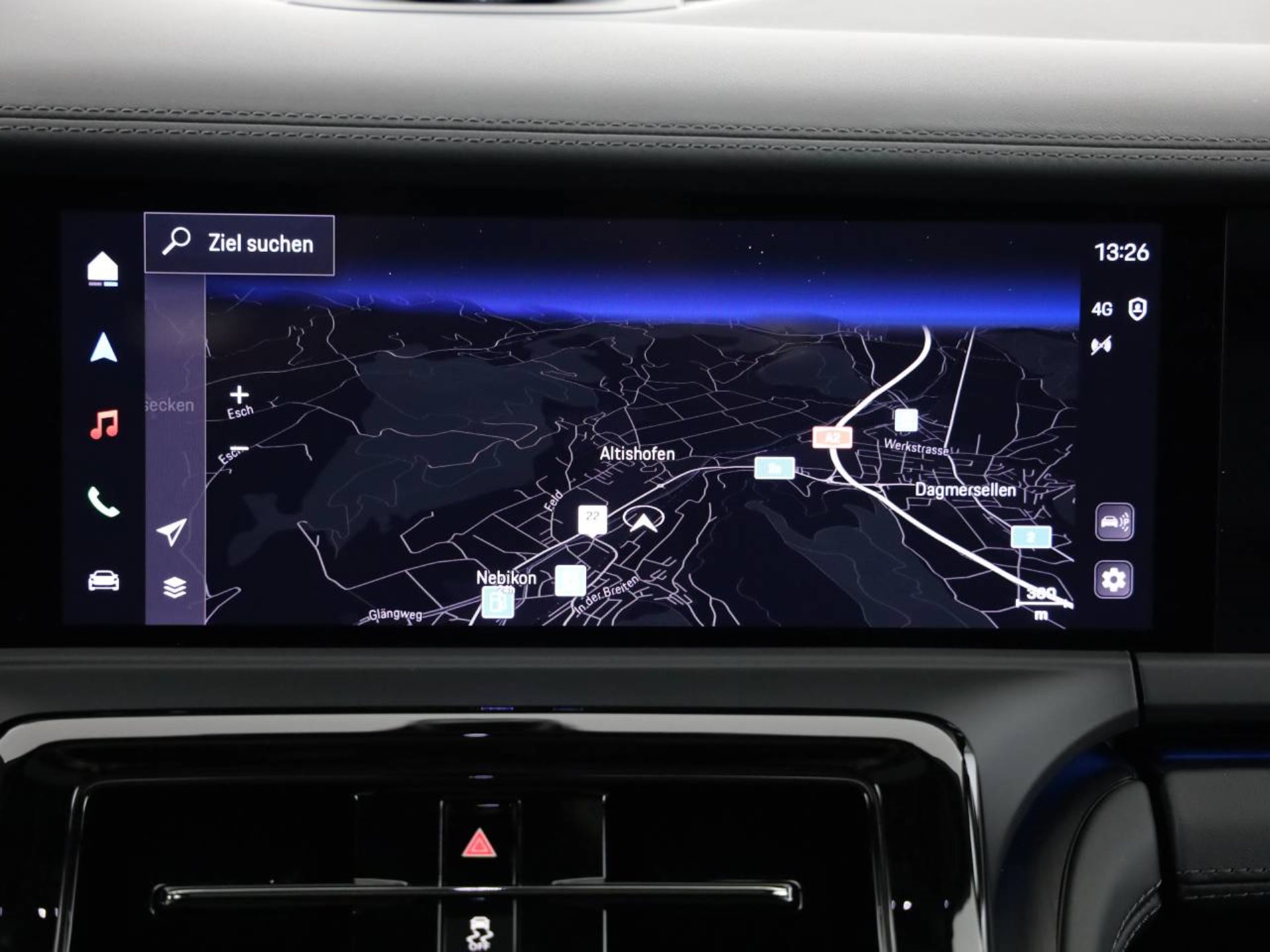 PORSCHE Panamera 4 E-Hybrid-image-13