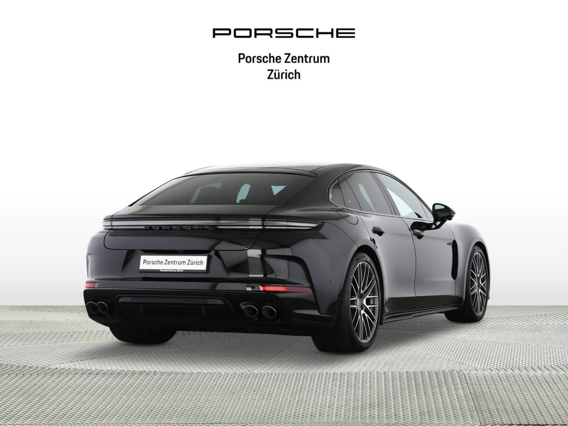 PORSCHE Panamera 4 E-Hybrid-image-2