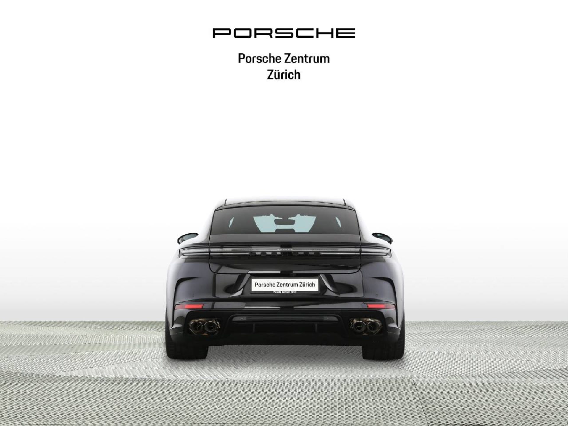 PORSCHE Panamera 4 E-Hybrid-image-7