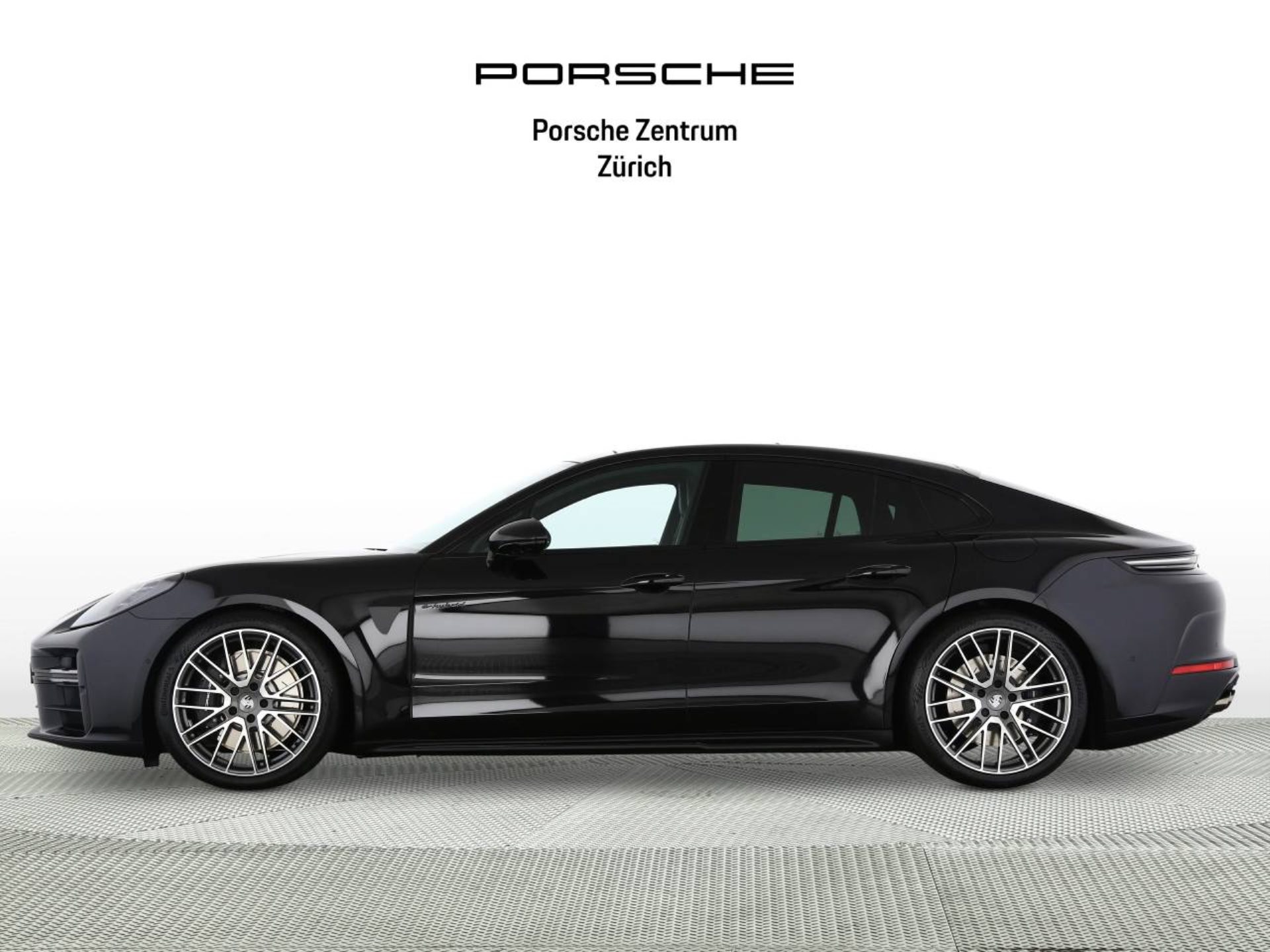 PORSCHE Panamera 4 E-Hybrid-image-1