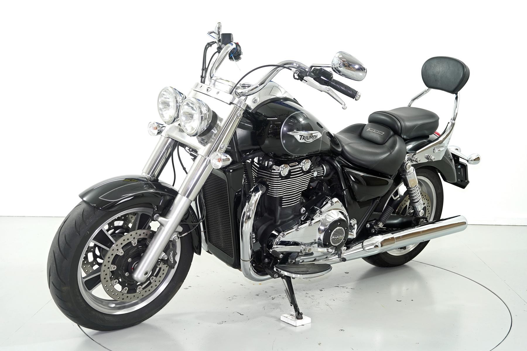 TRIUMPH Thunderbird Commander 1700 ABS-showroom-element-2