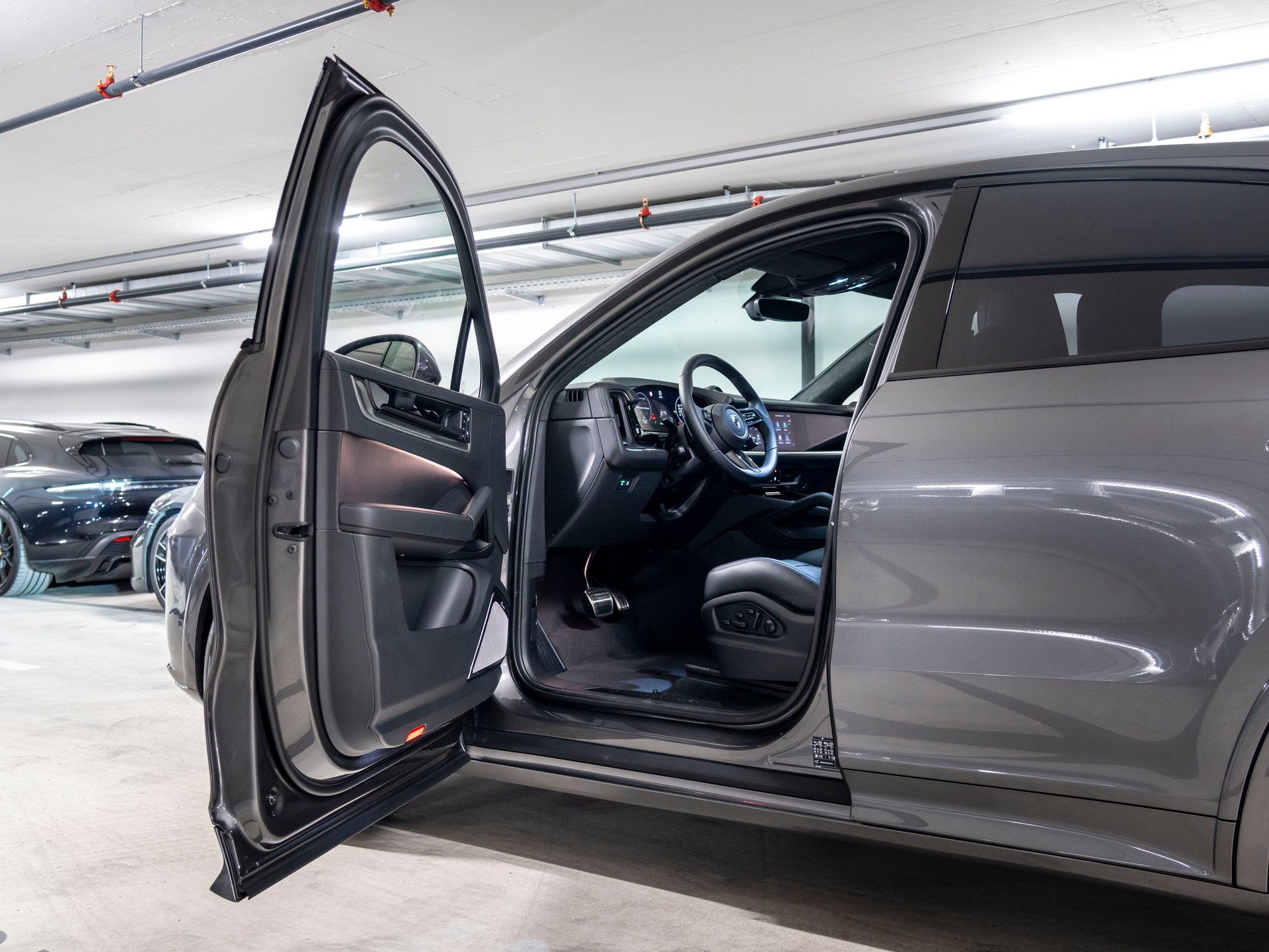 PORSCHE Cayenne Coupé Turbo E-Hybrid Tiptronic-image-13