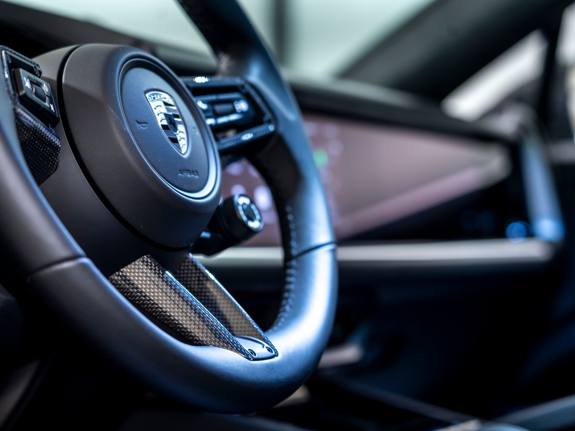 PORSCHE Cayenne Coupé Turbo E-Hybrid Tiptronic-image-12