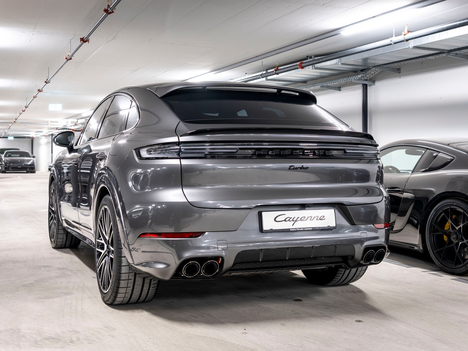 PORSCHE Cayenne Coupé Turbo E-Hybrid Tiptronic-image-2