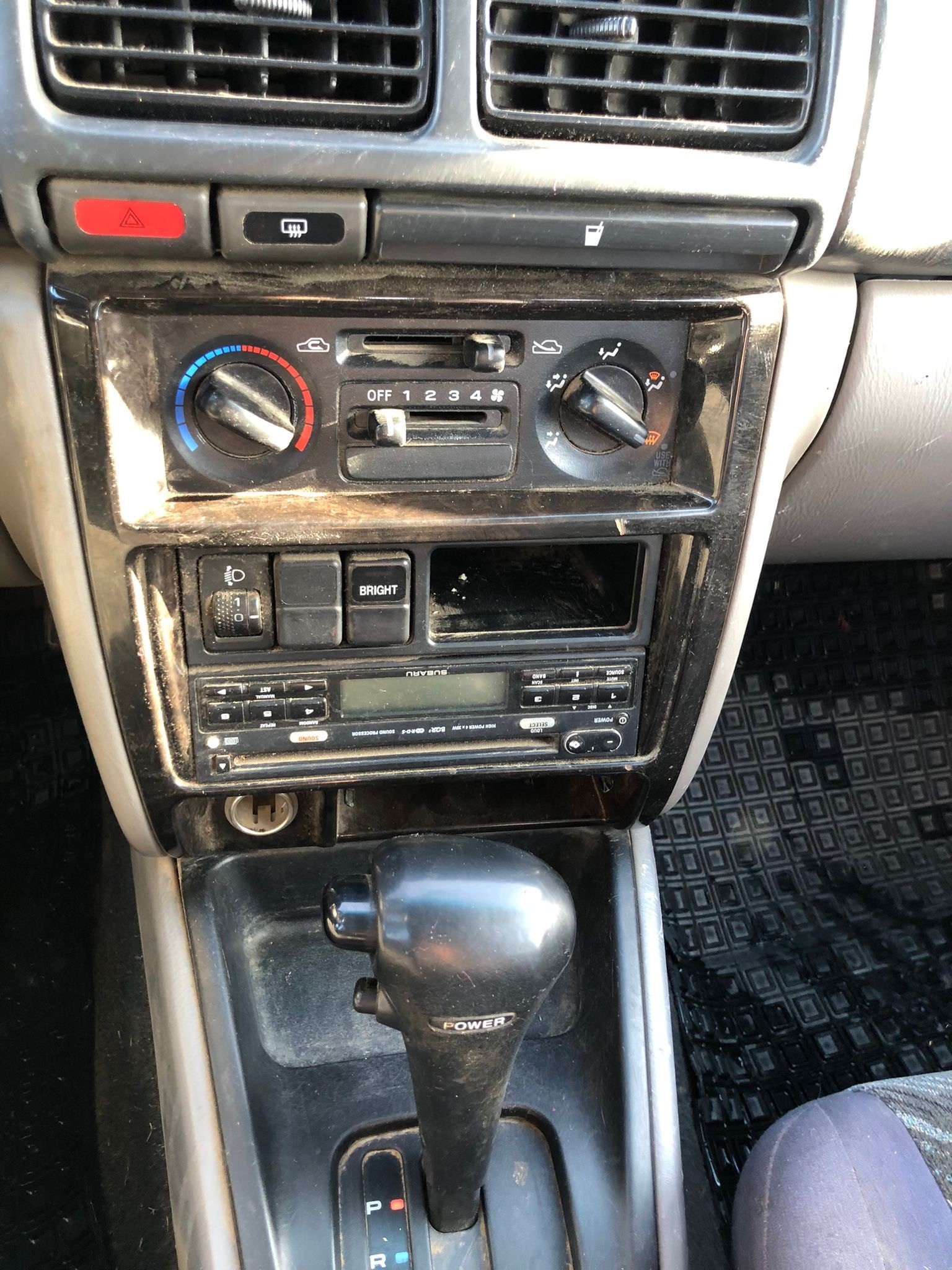SUBARU Forester 2.0 Comfort Automatic-image-10
