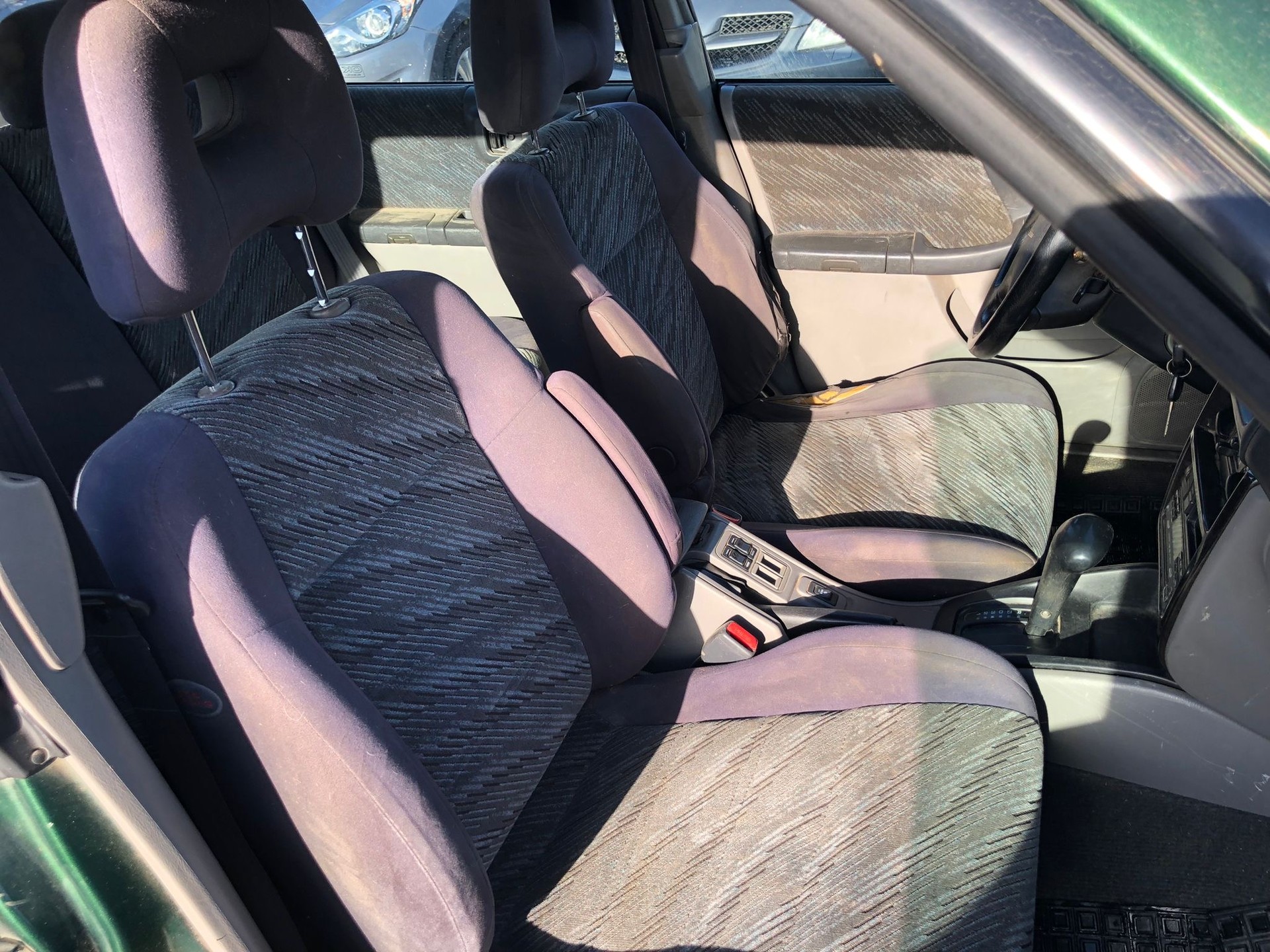 SUBARU Forester 2.0 Comfort Automatic-image-9