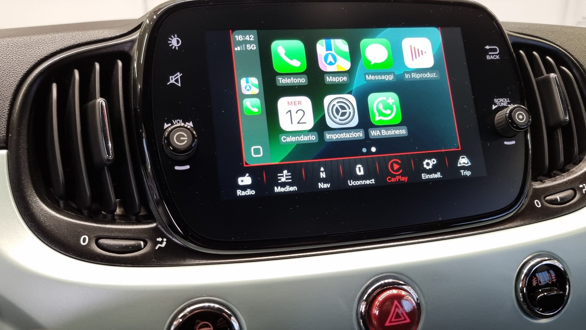 FIAT 500 C 1.0 Hybrid Edizione Speciale-image-16