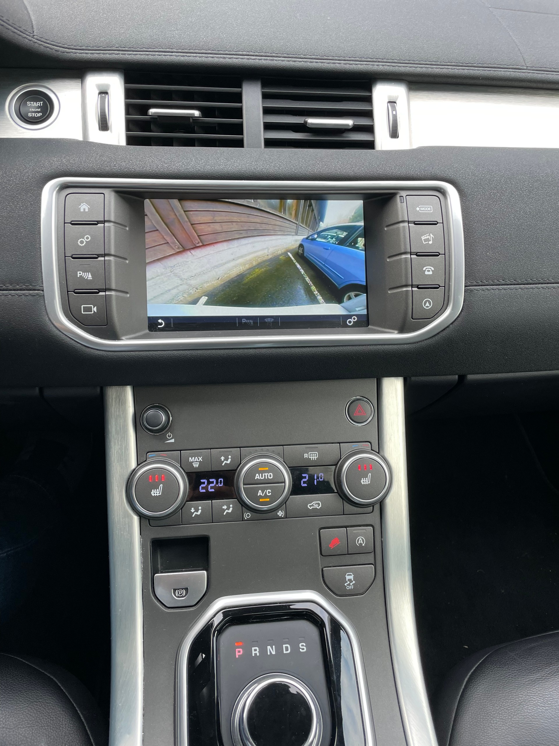LAND ROVER Range Rover Evoque 2.0 TD4 SE AT9-image-7
