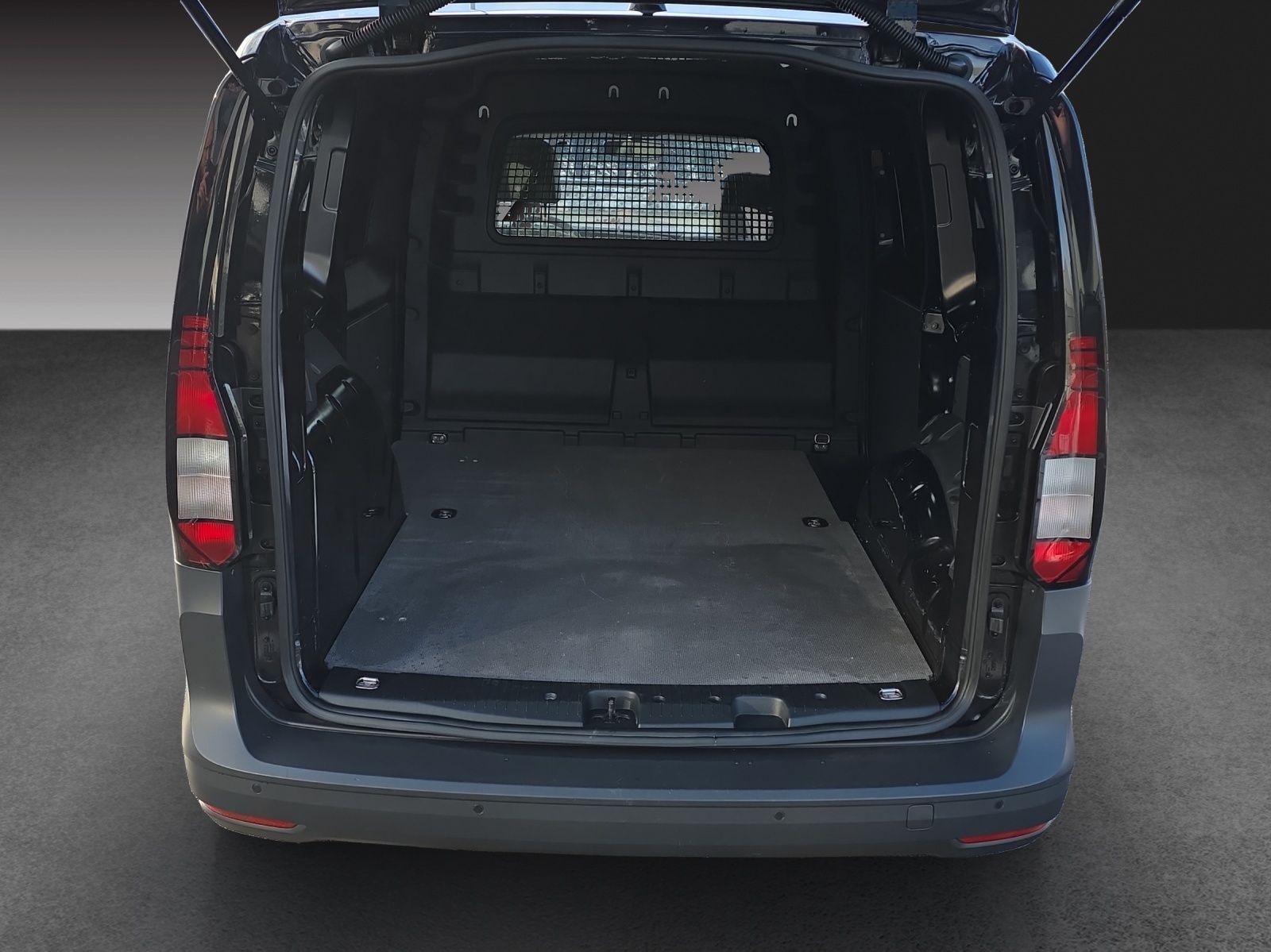 VW Caddy Cargo 2.0TDI-image-6