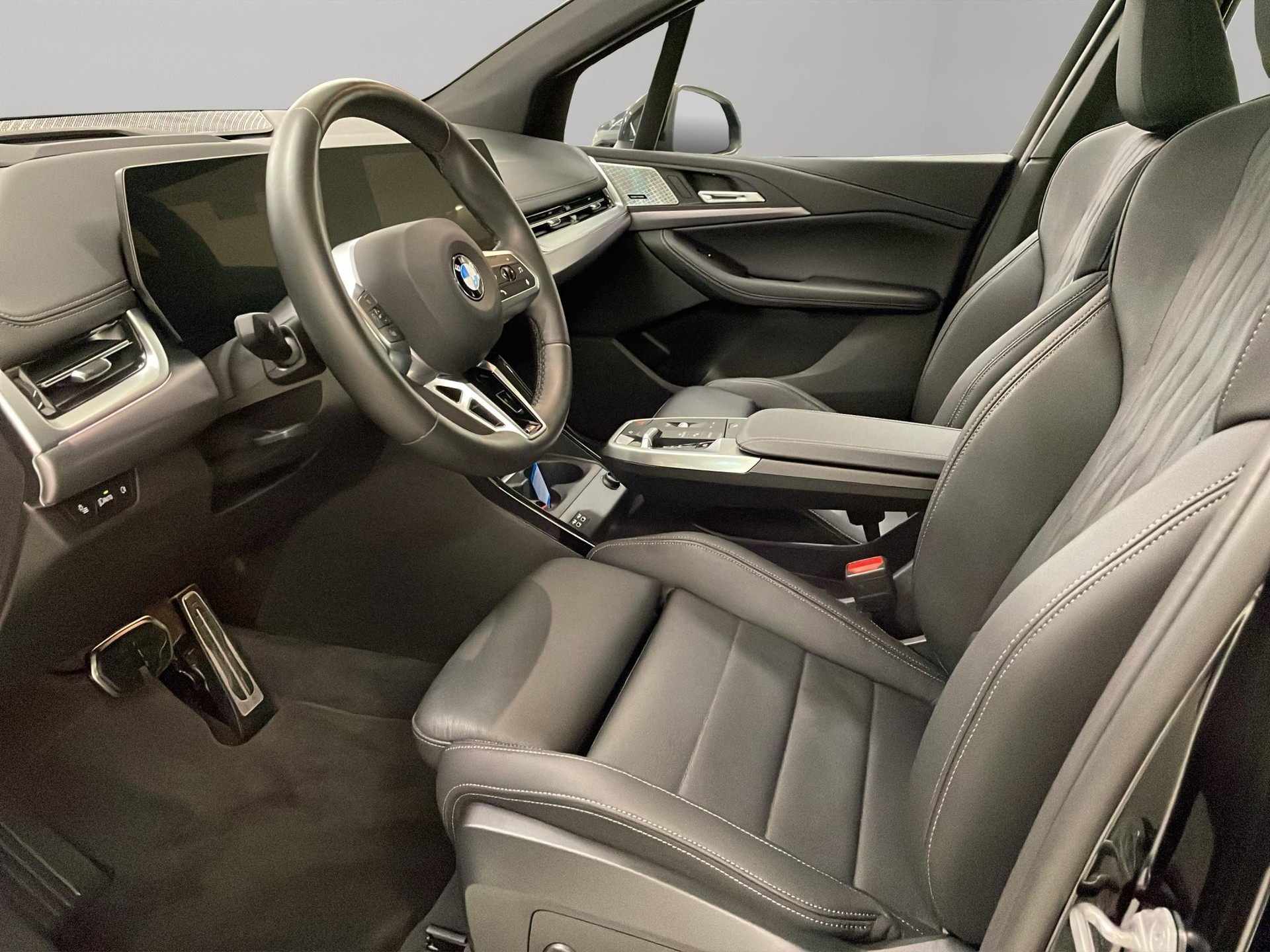 BMW 223i xDrive Active Tourer-image-9