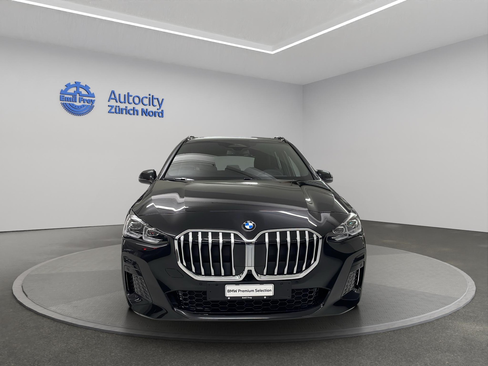 BMW 223i xDrive Active Tourer-image-6