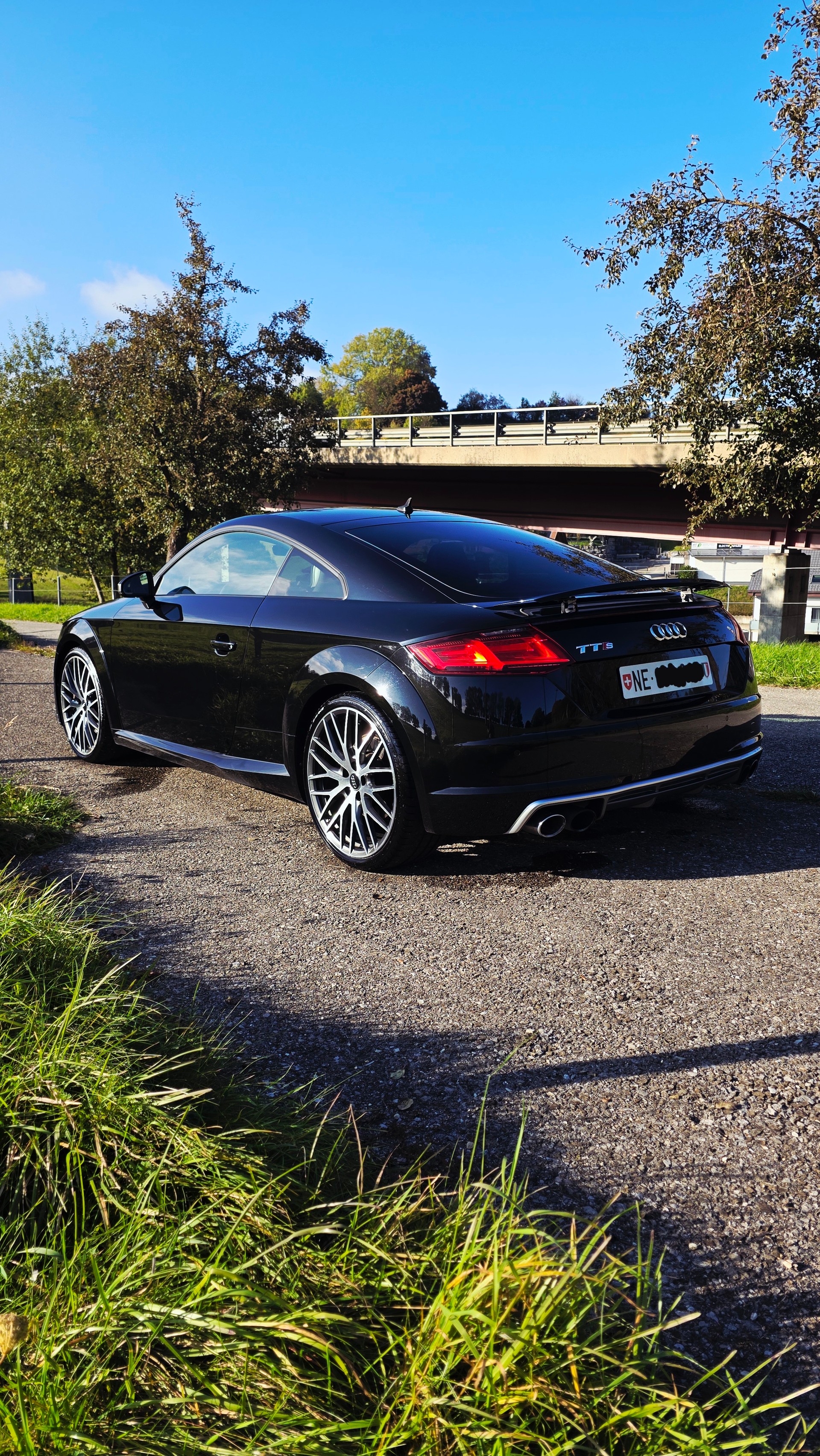 AUDI TTS Coupé 2.0 TFSI quattro S-tronic-image-1