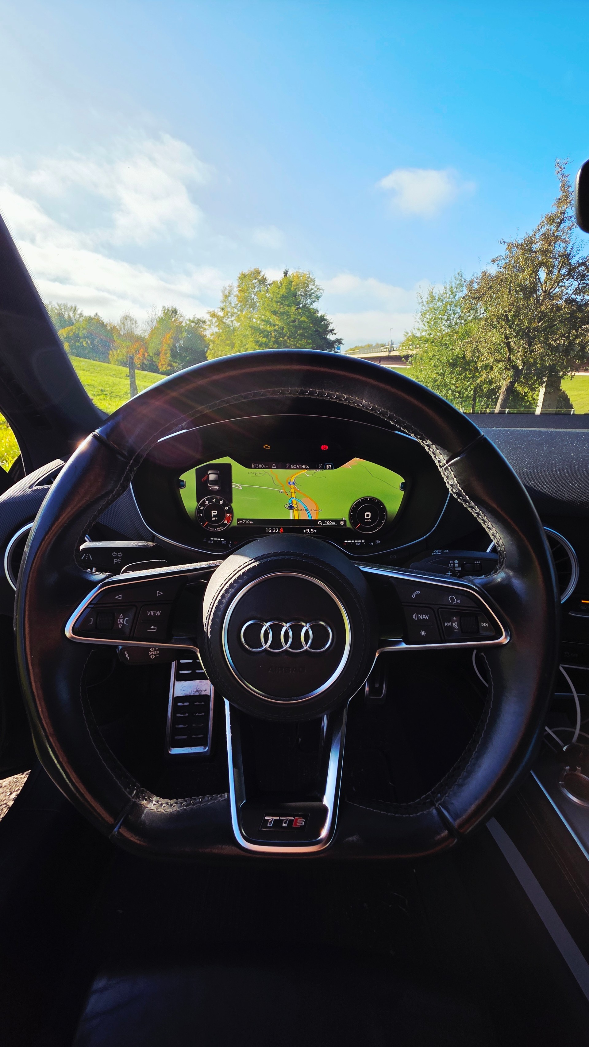 AUDI TTS Coupé 2.0 TFSI quattro S-tronic-image-5