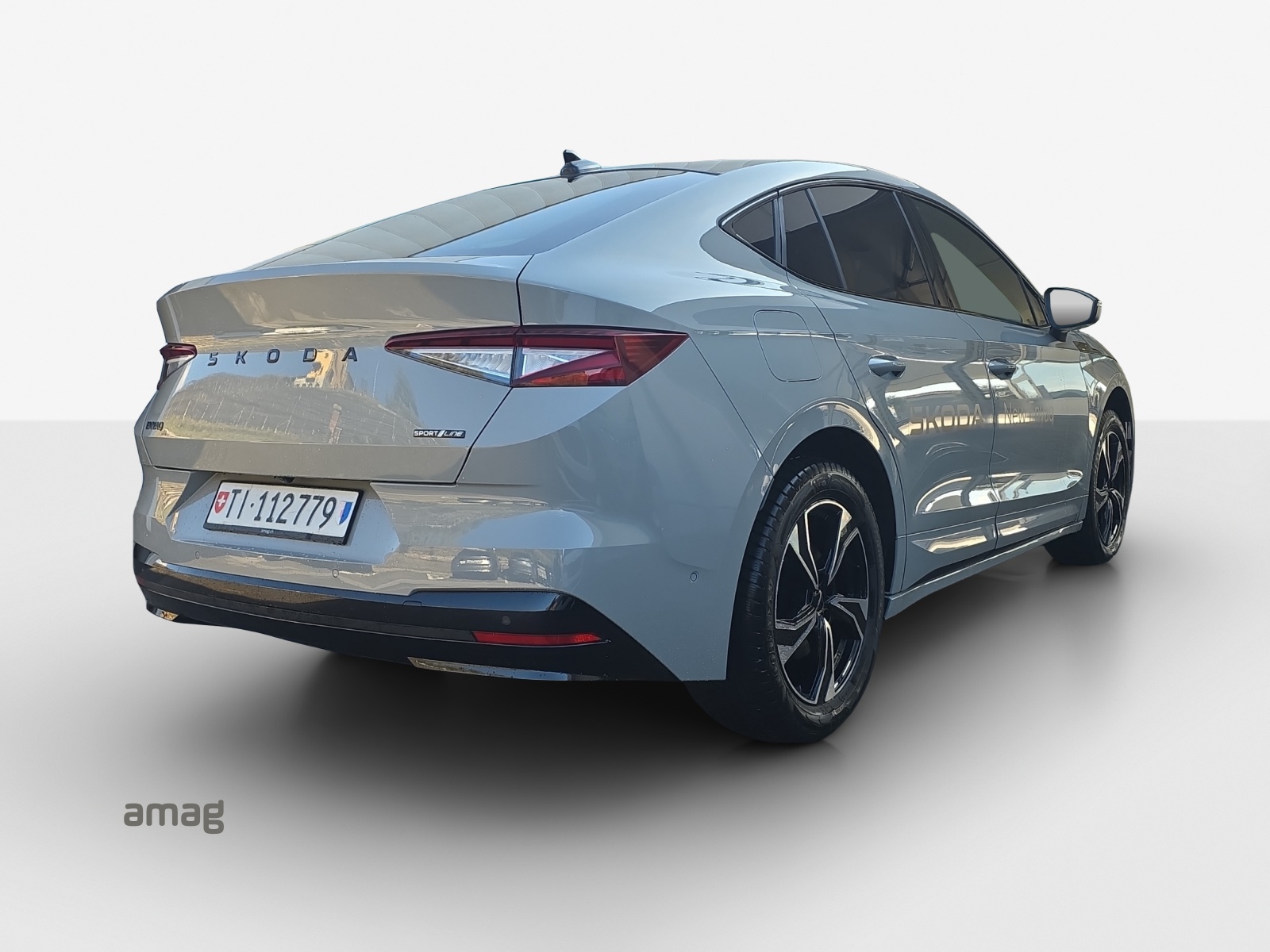 SKODA Enyaq Coupé Sportline 4x4-image-5
