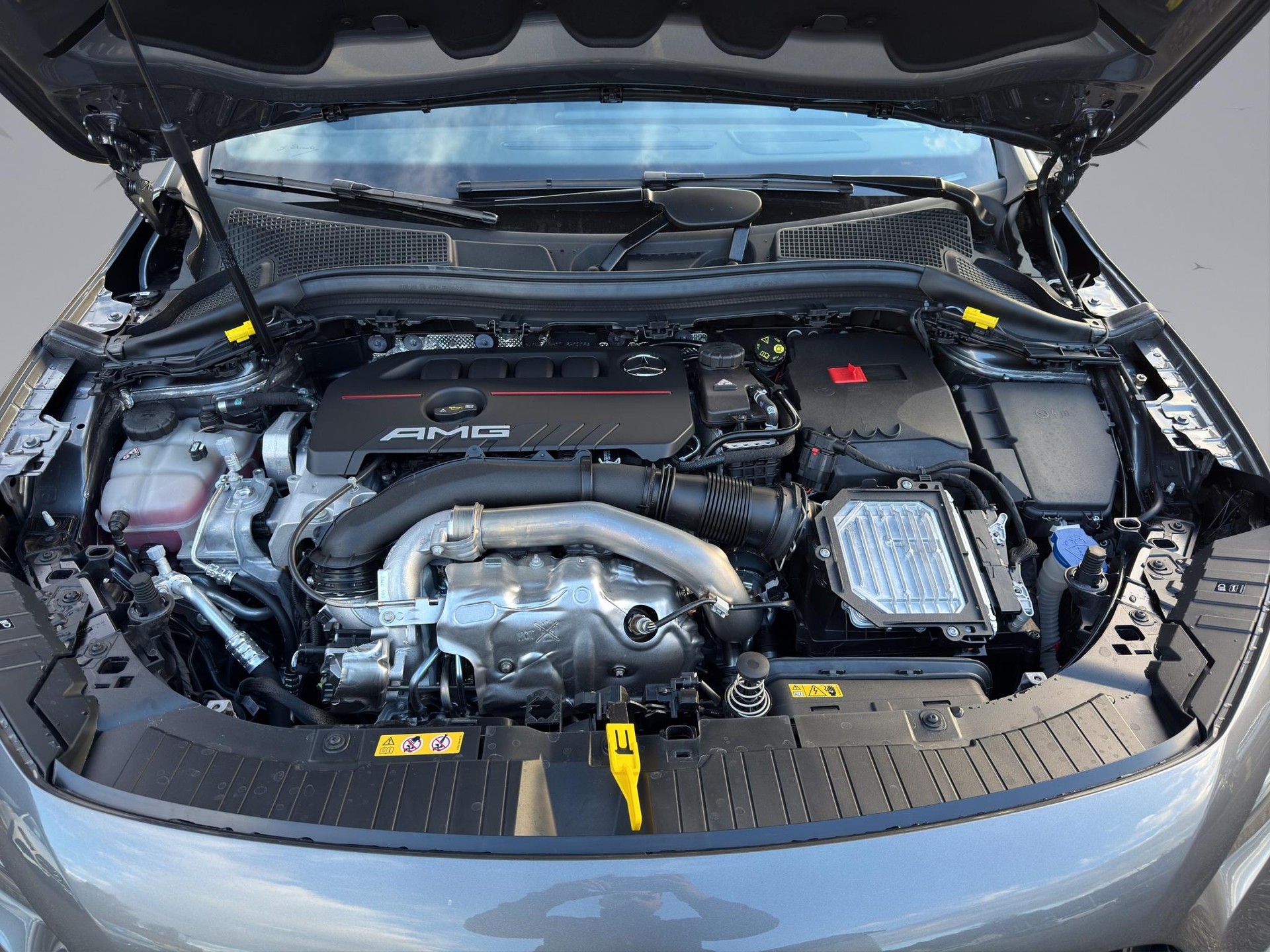 MERCEDES-BENZ GLA 35 AMG 4matic-image-19