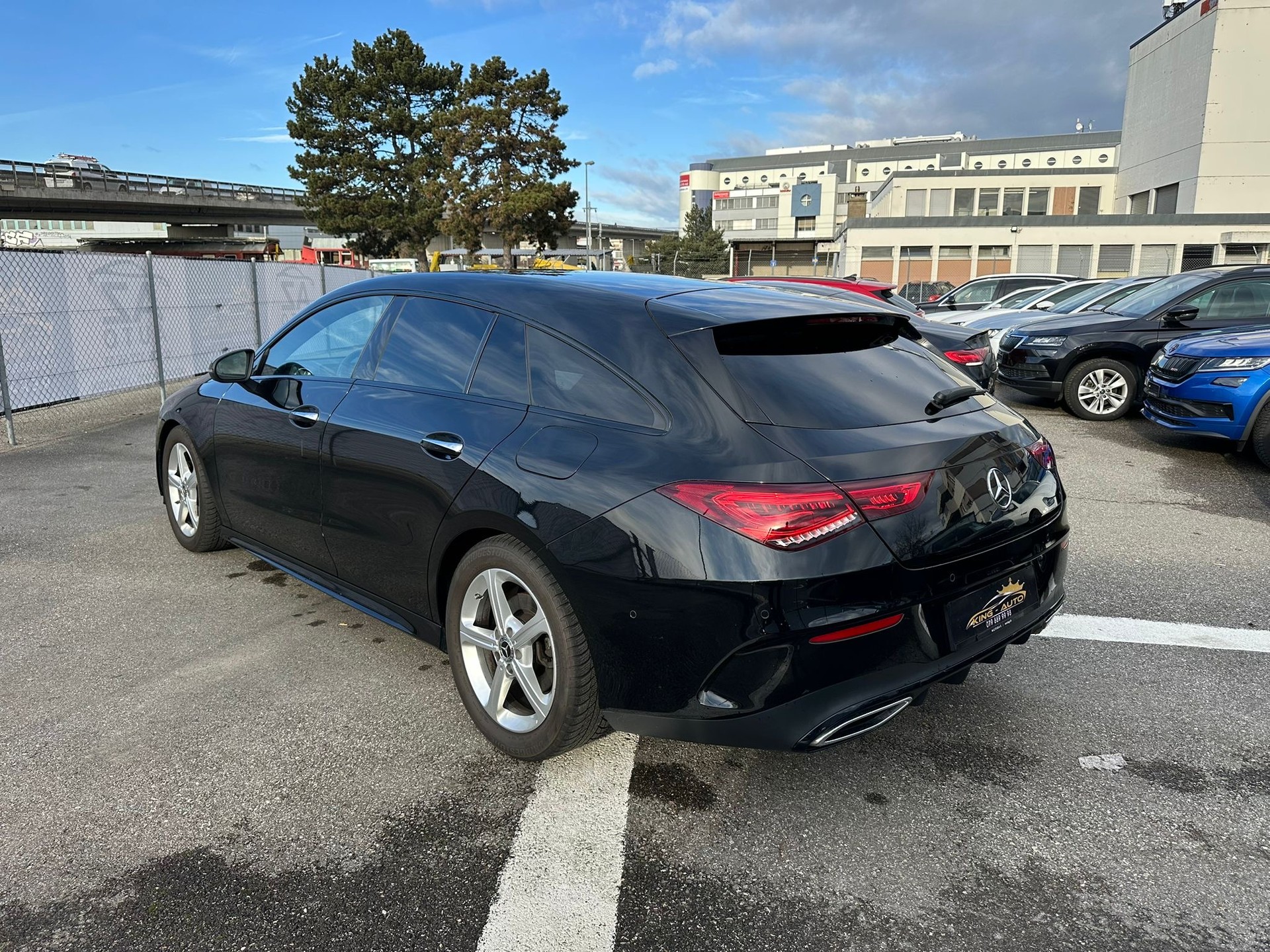 MERCEDES-BENZ CLA Shooting Brake 200 AMG Line 7G-DCT-image-3