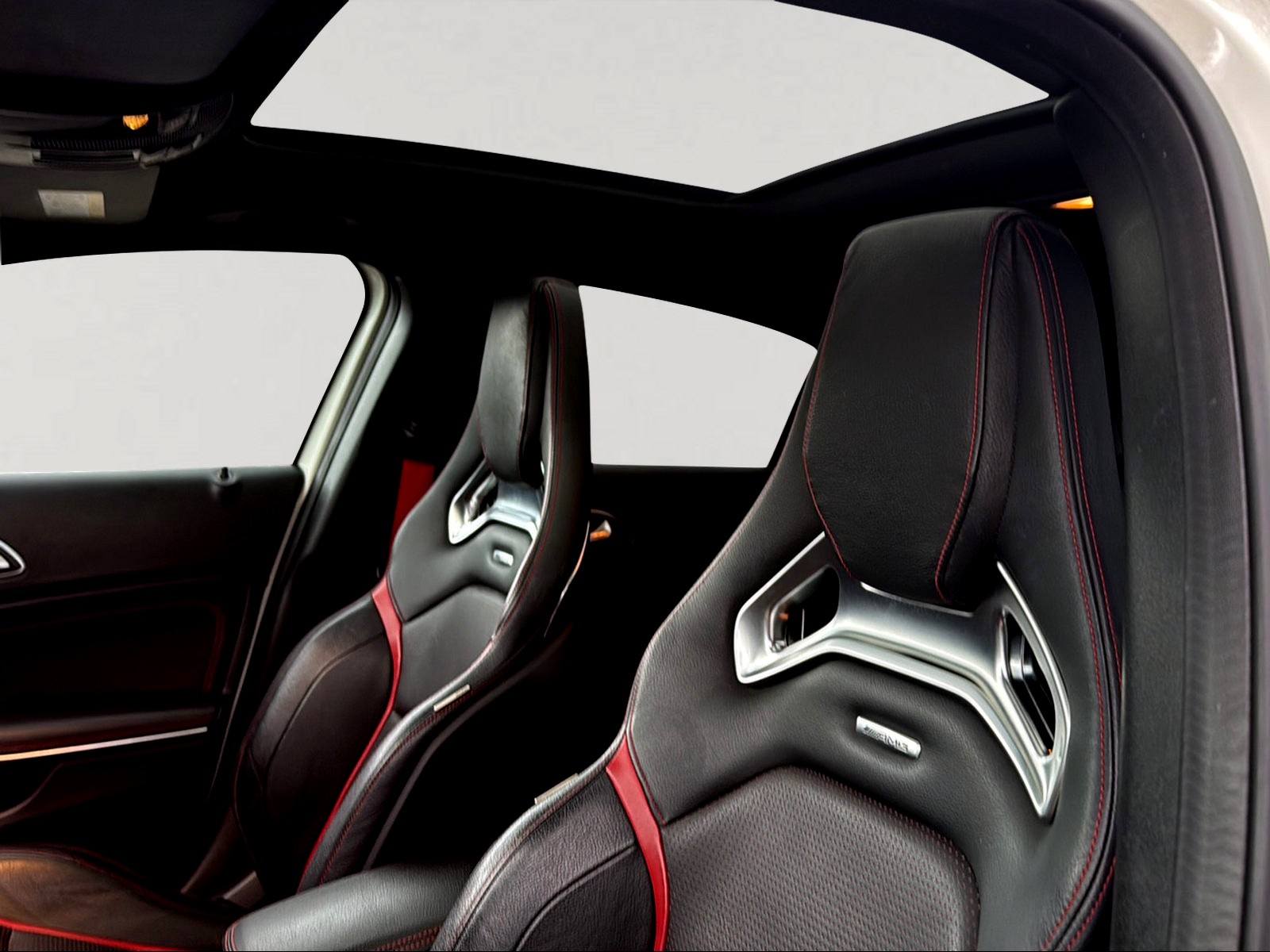 MERCEDES-BENZ A 45 AMG 4Matic Speedshift 7G-DCT-image-9