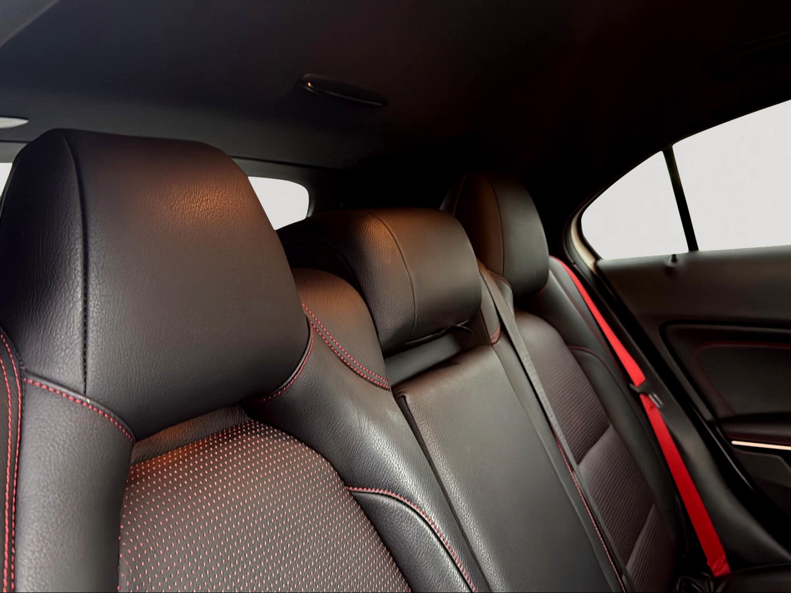 MERCEDES-BENZ A 45 AMG 4Matic Speedshift 7G-DCT-image-11
