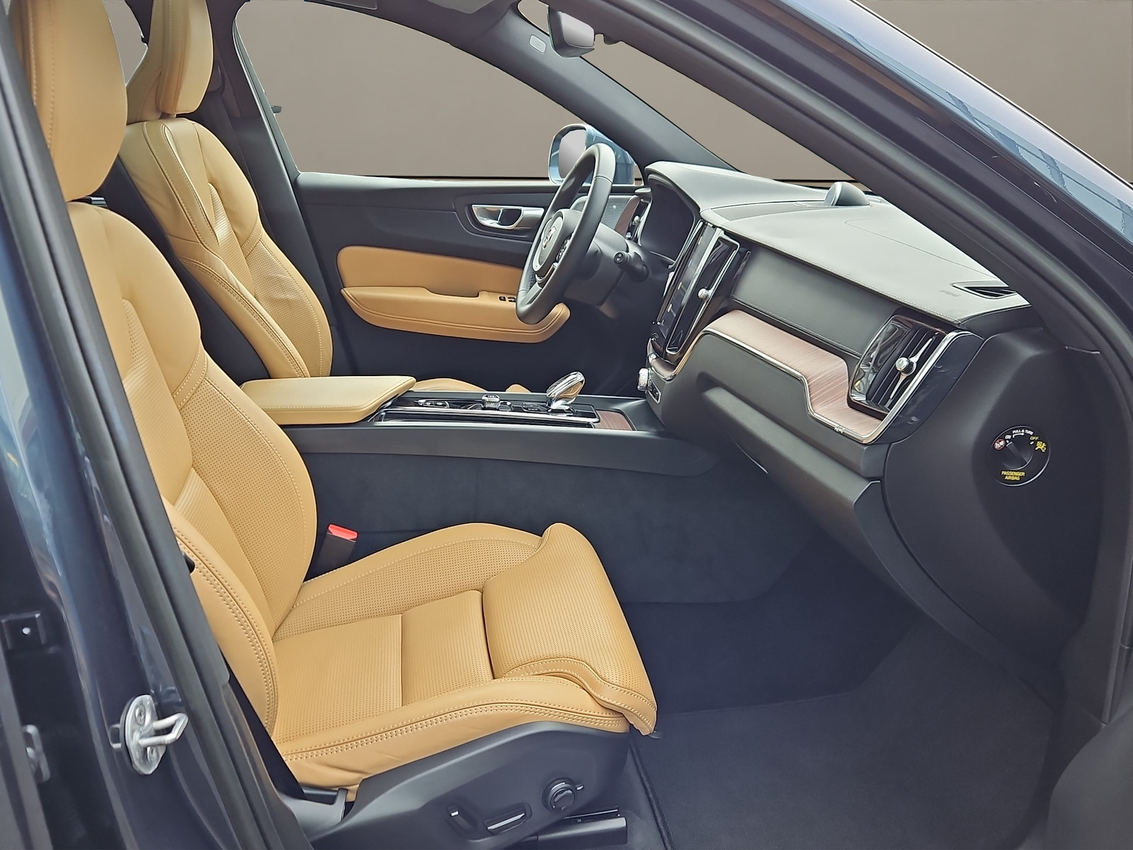 VOLVO XC60 2.0 T8 TE Ultimate Bright eAWD-image-10