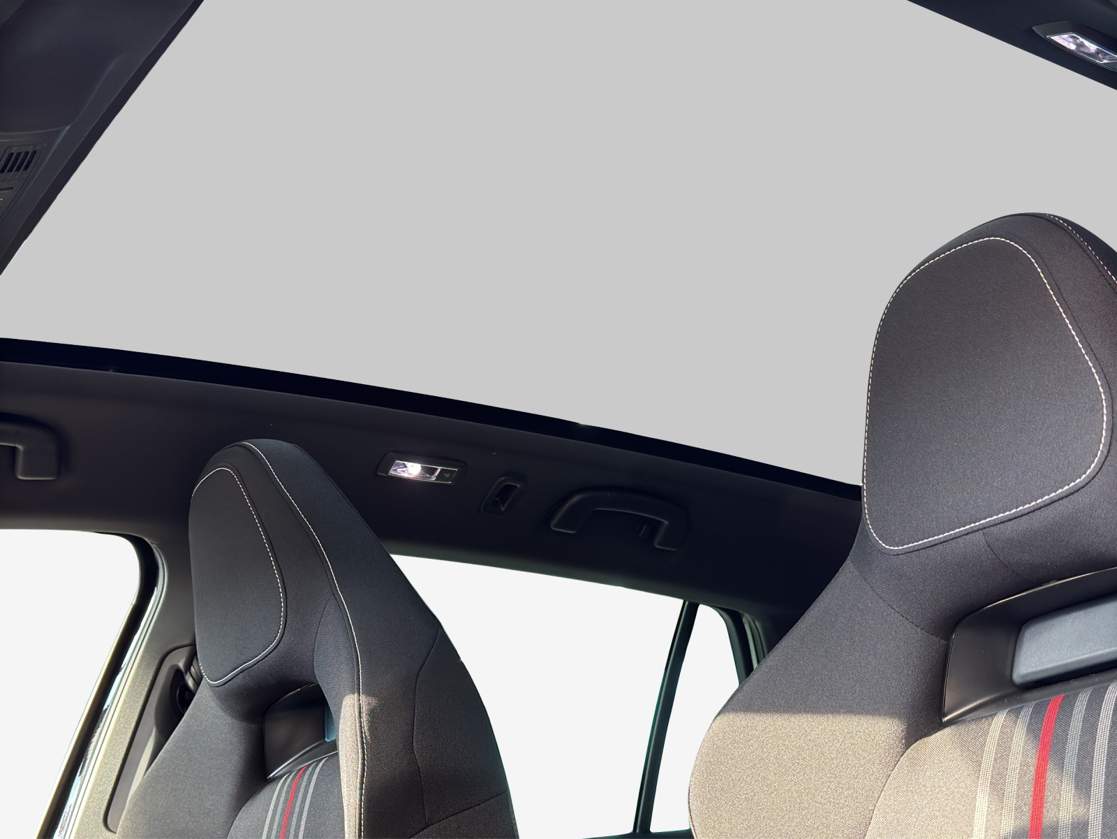 SKODA Scala 1.5 TSI Monte Carlo DSG-image-15