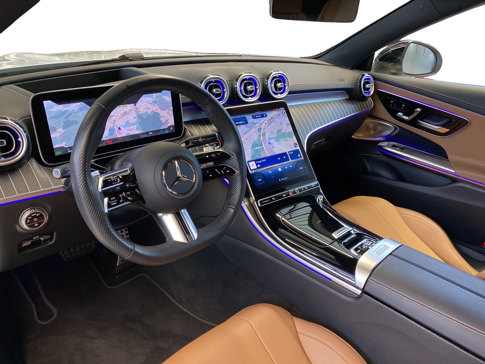 MERCEDES-BENZ CLE 450 AMG Line 4MATIC Cabriolet-image-14