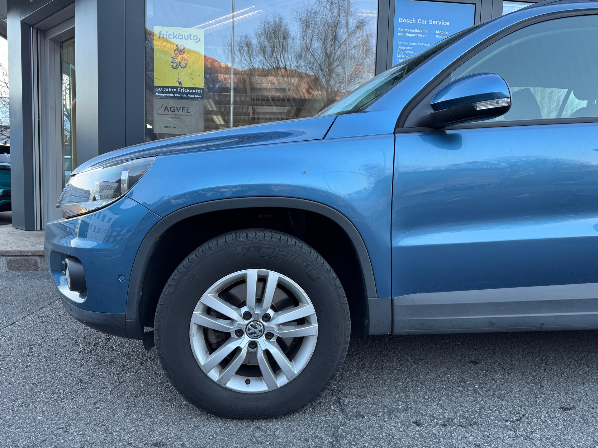 VW Tiguan 2.0 TSI 180 Track & Field DSG-image-2