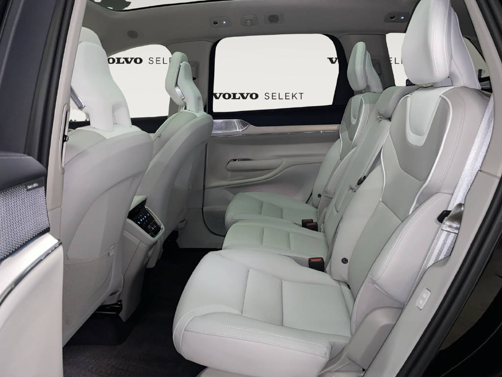 VOLVO EX 90 Twin Performance Ultra AWDD-image-12