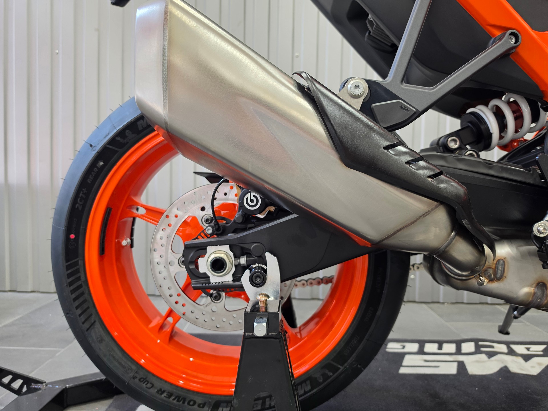 KTM 990 Duke R-image-4