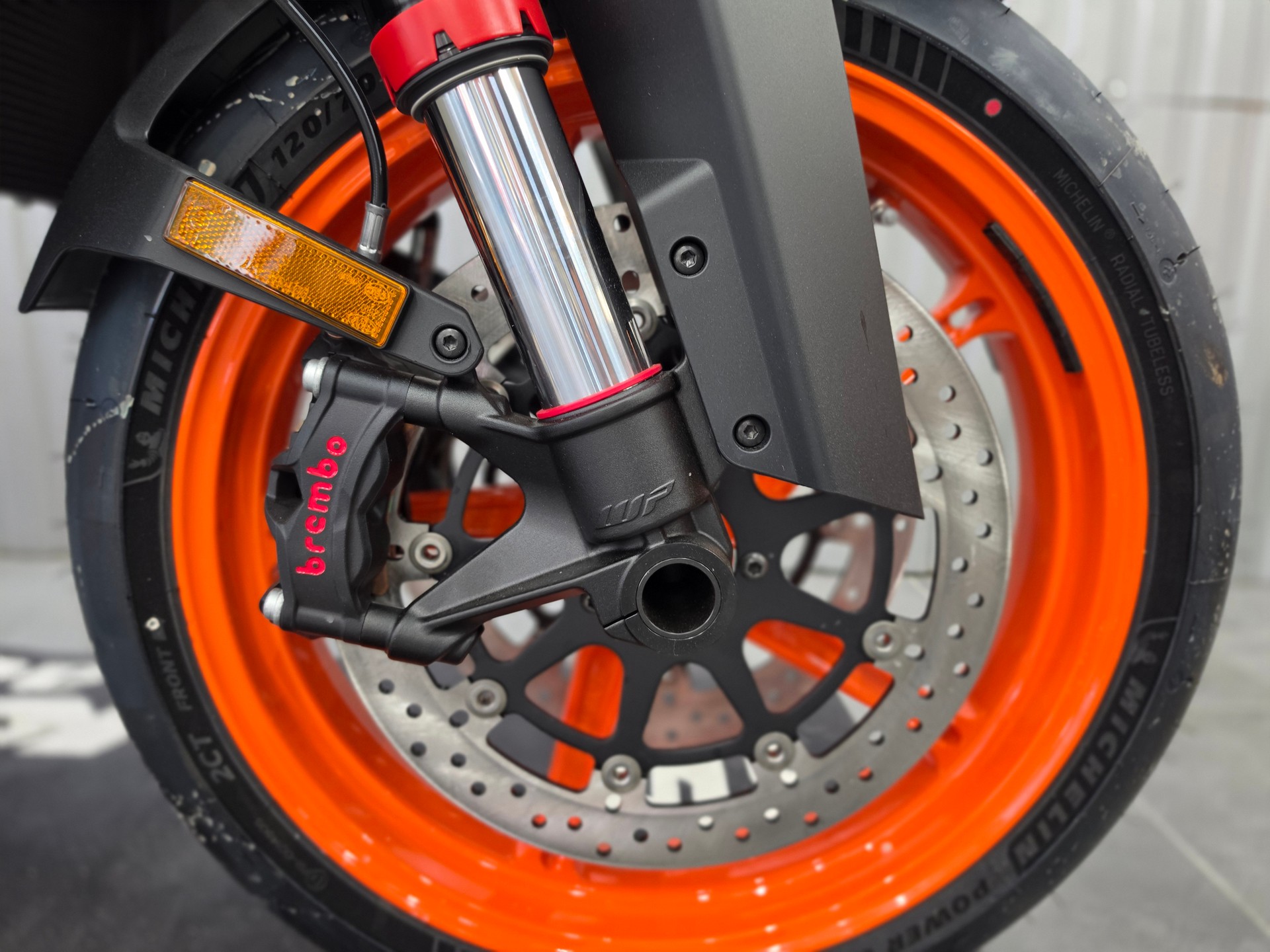 KTM 990 Duke R-image-7