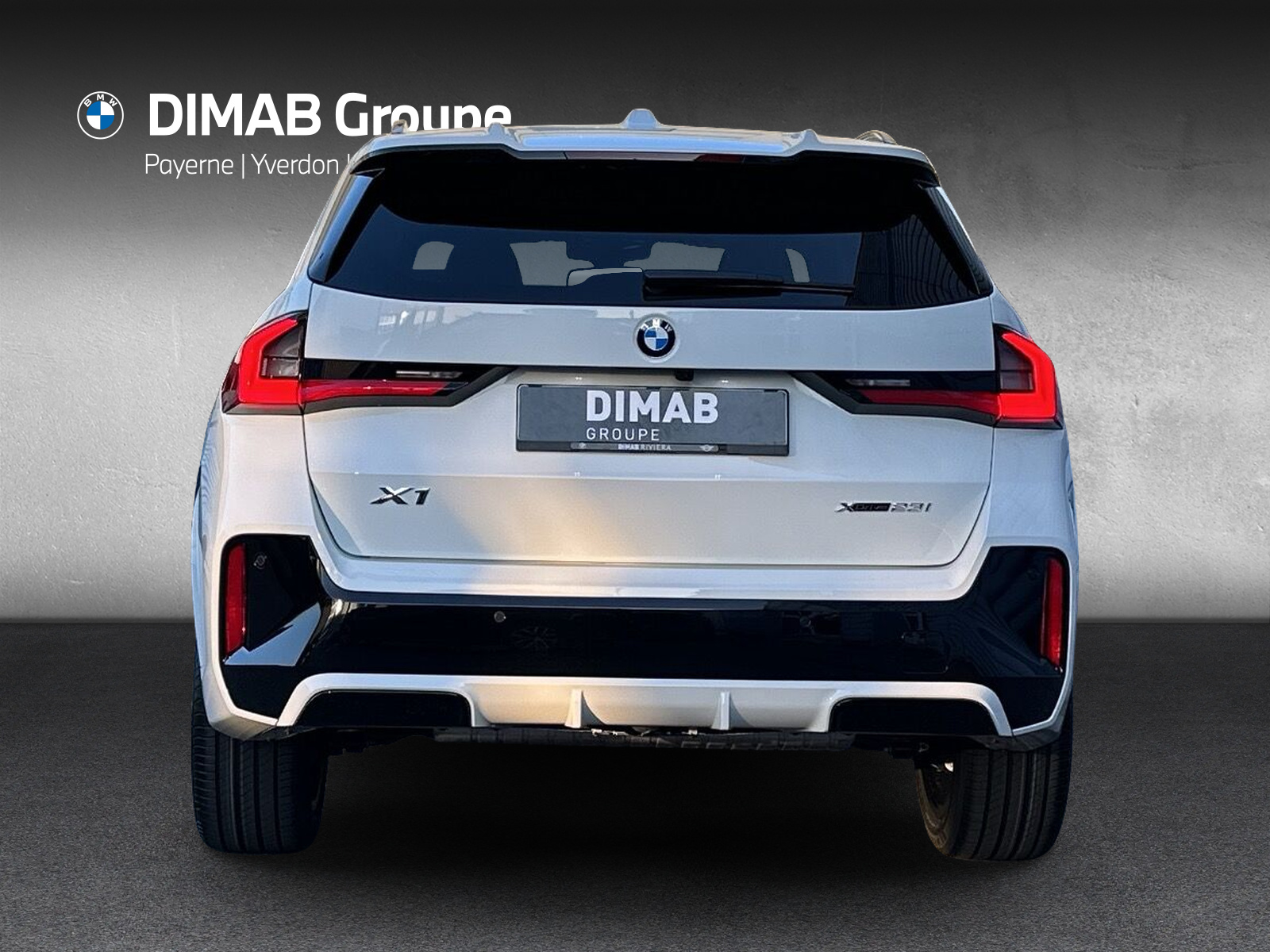 BMW X1 xDrive 23i 48V M Sport Pro-showroom-element-3