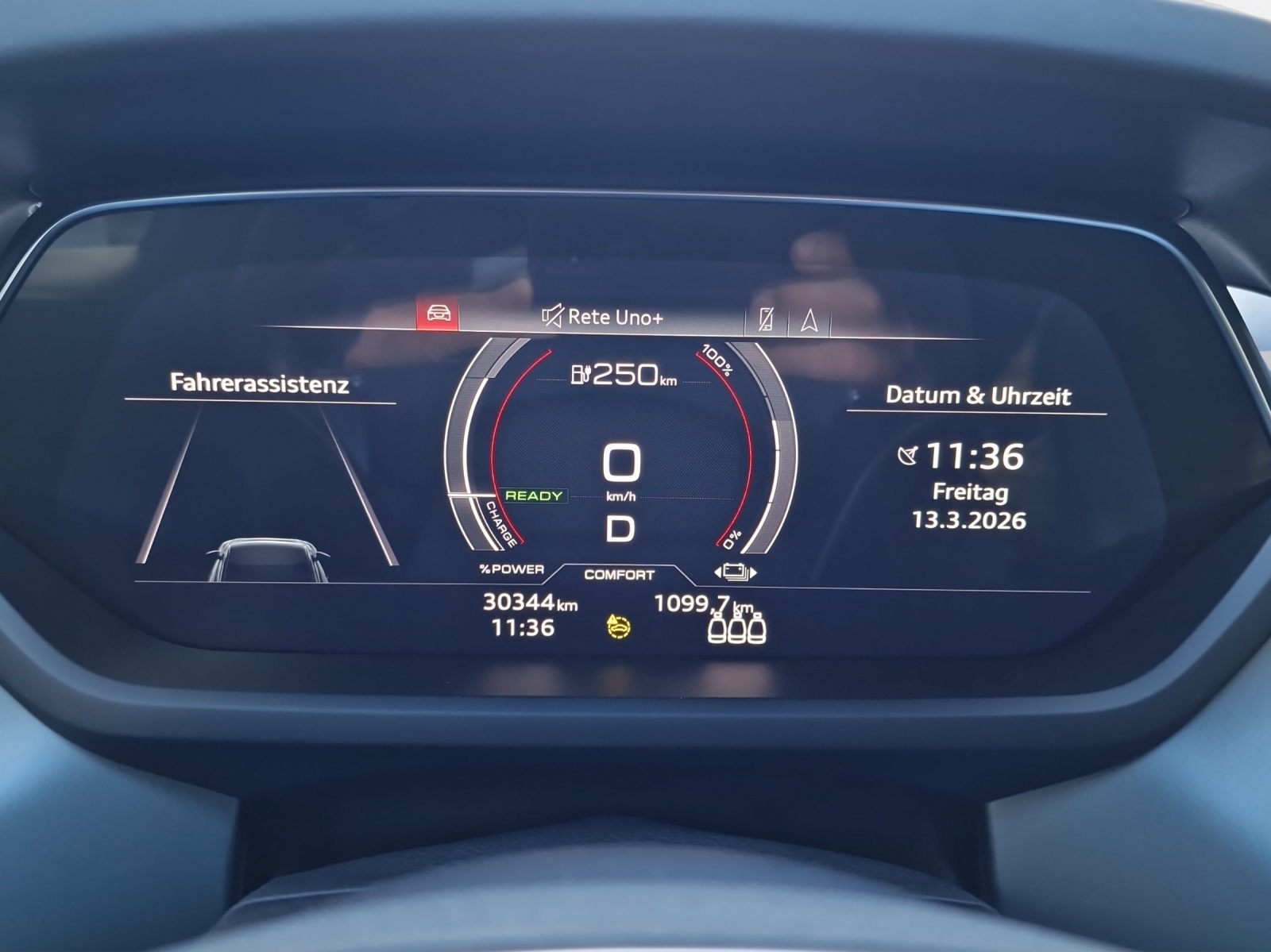 AUDI e-tron GT quattro-image-8