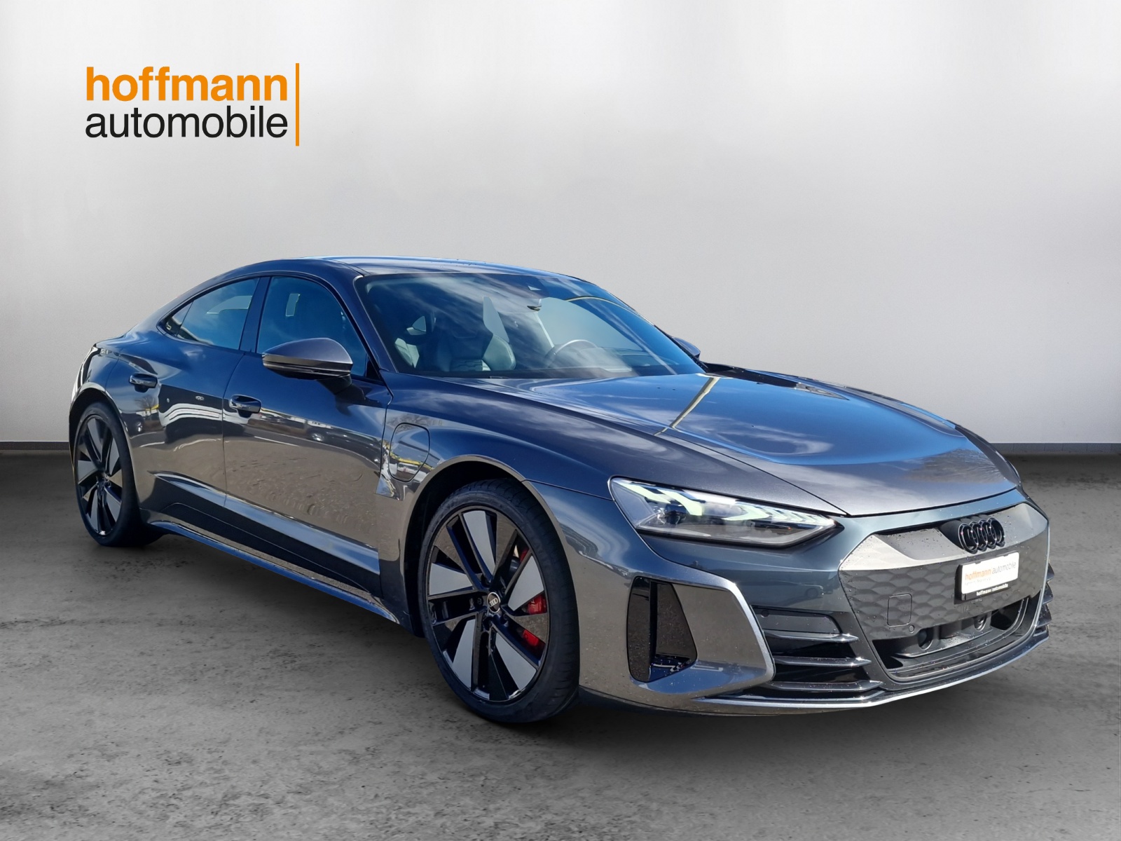 AUDI e-tron GT quattro-image-2