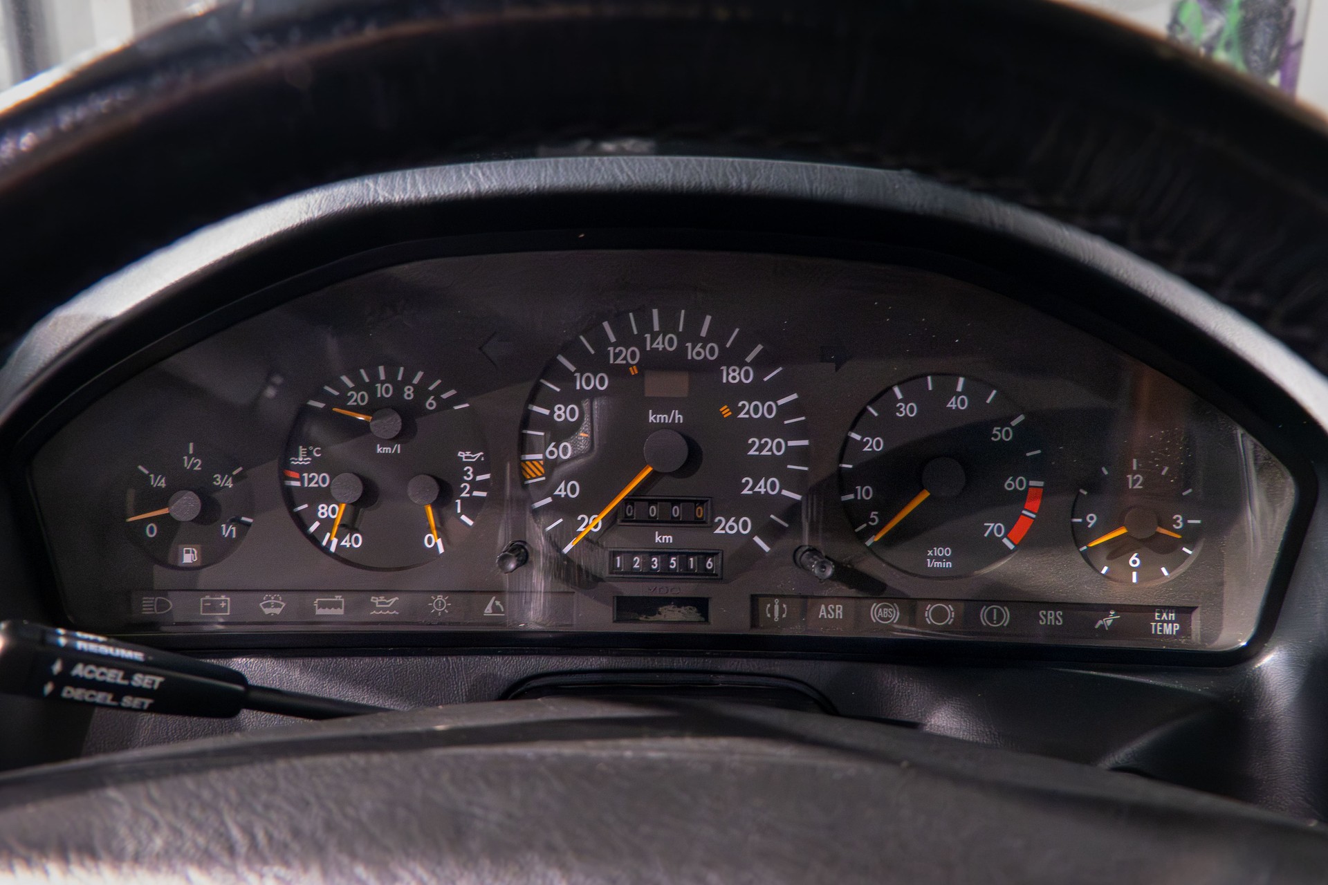 MERCEDES-BENZ SL 600 Automatic-image-11