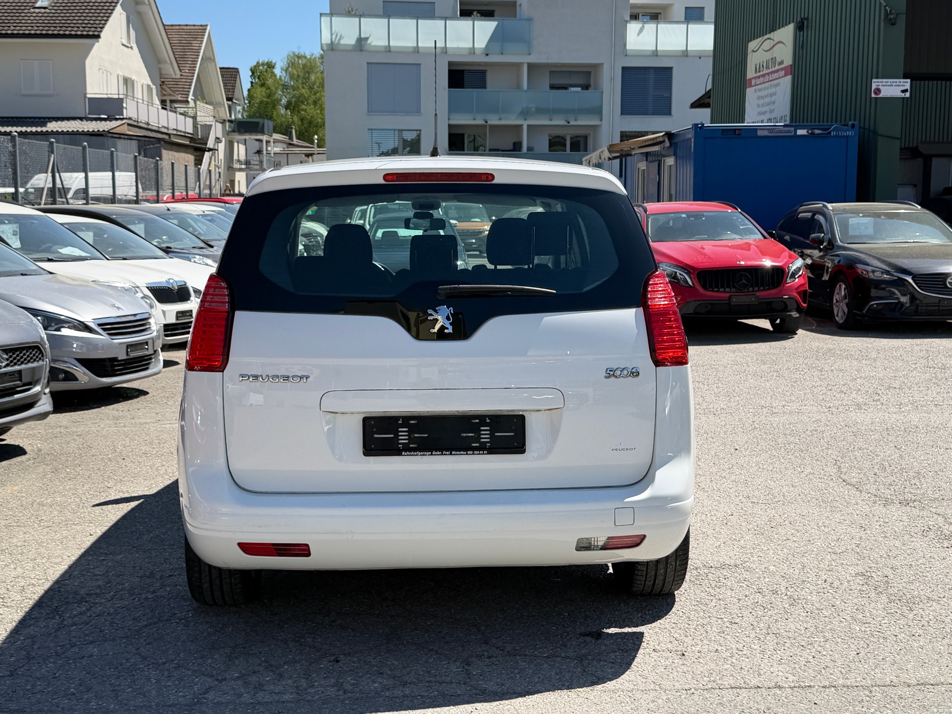 PEUGEOT 5008 1.6 HDI Business-image-12