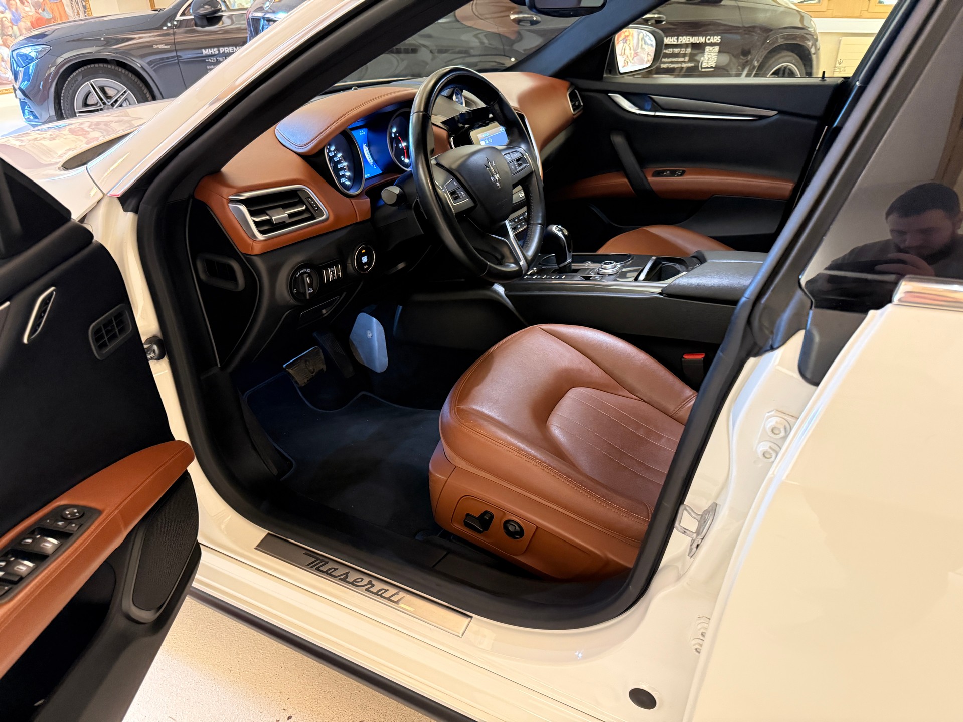 MASERATI Ghibli D 3.0 V6 GranSport Automatica-image-7