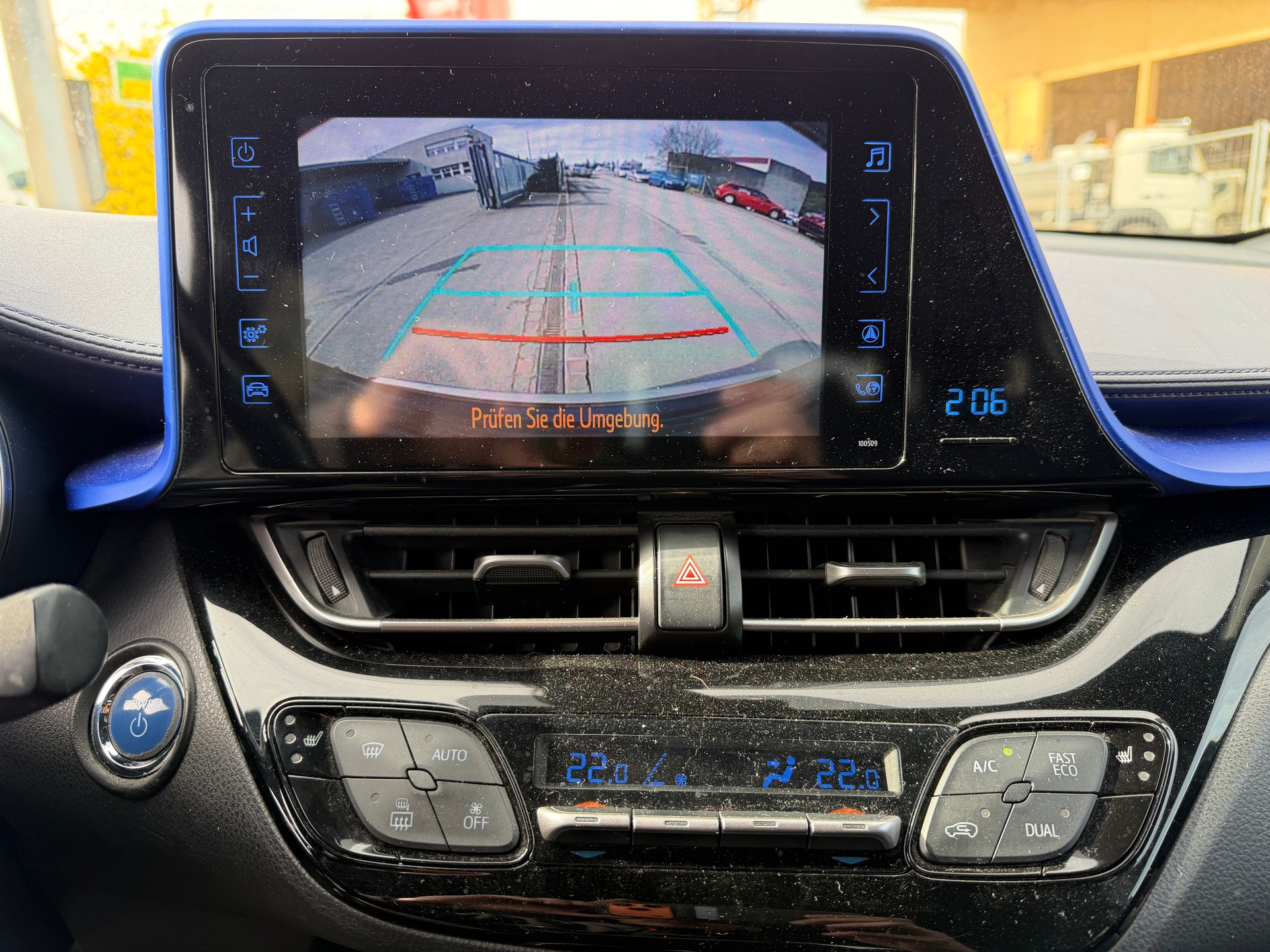 TOYOTA C-HR 1.8 HSD Style CVT-image-6