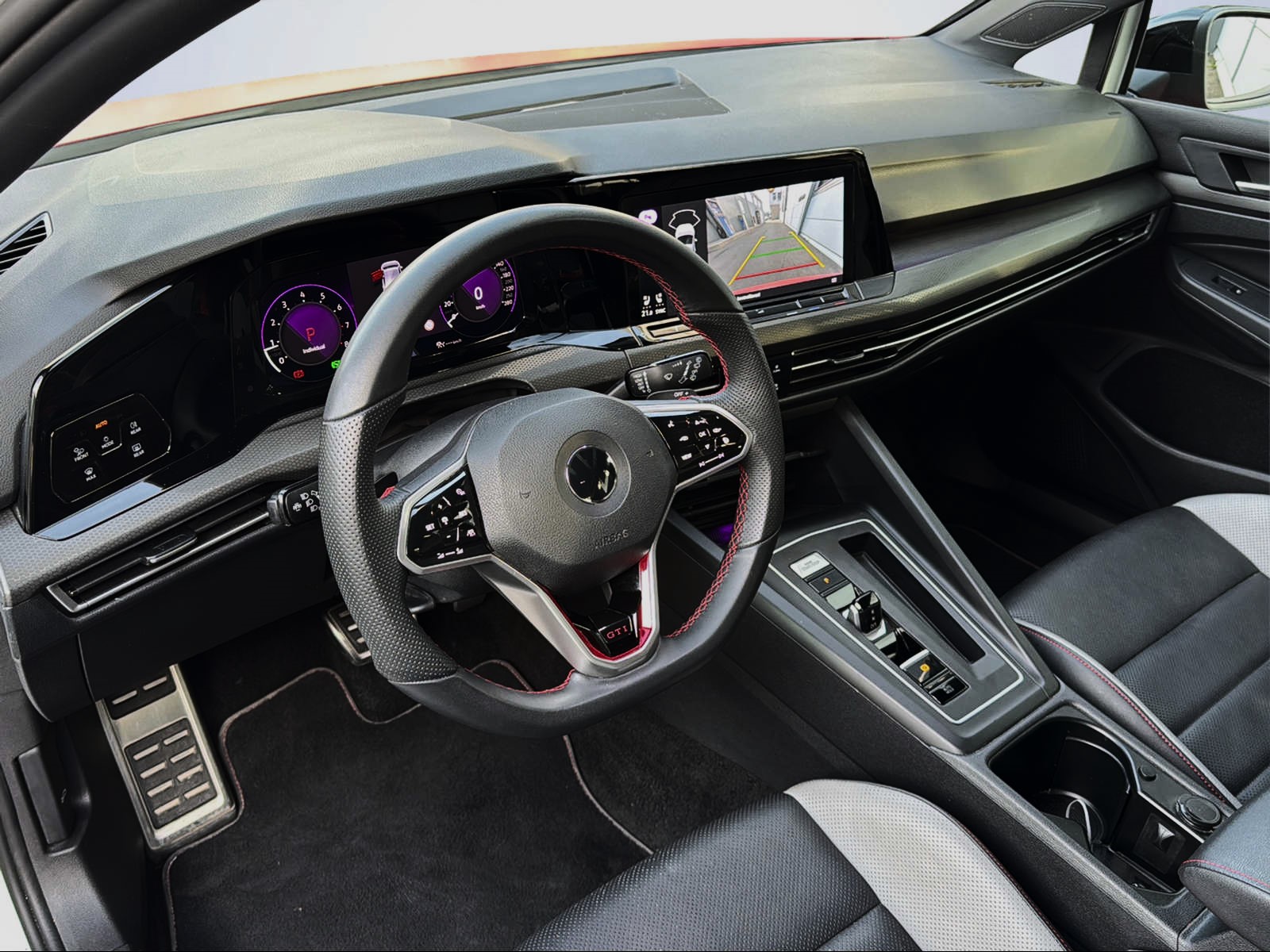 VW Golf 2.0 TSI GTI Clubsport DSG-image-8